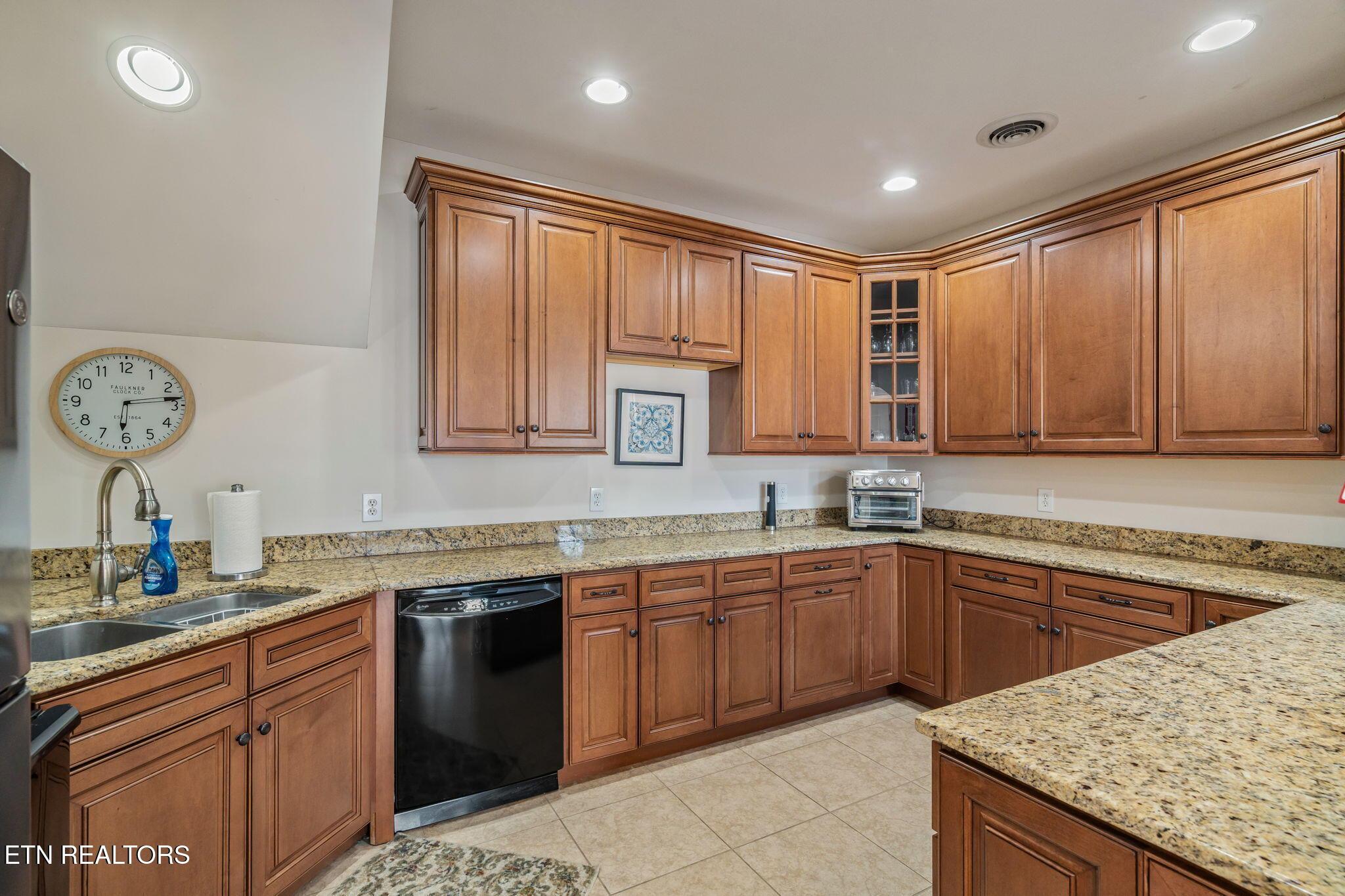 3210 Gazebo Point Way, Knoxville, TN - Fort Loudoun and Tellico Lake Real Estate - Image# 48