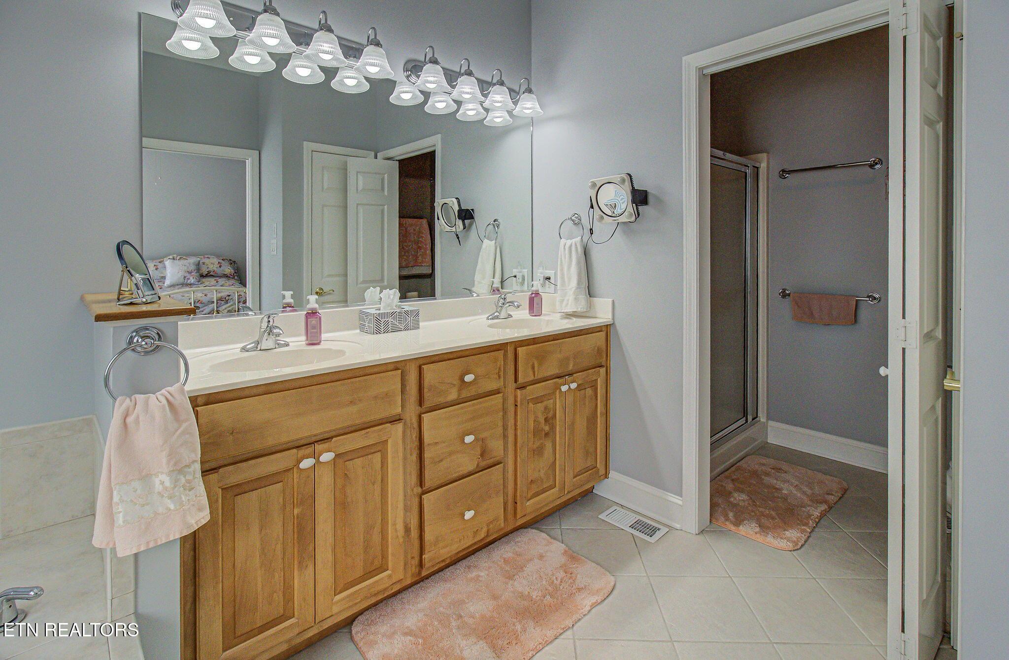 147 Depew Drive, Loudon, TN - Fort Loudoun and Tellico Lake Real Estate - Image# 23