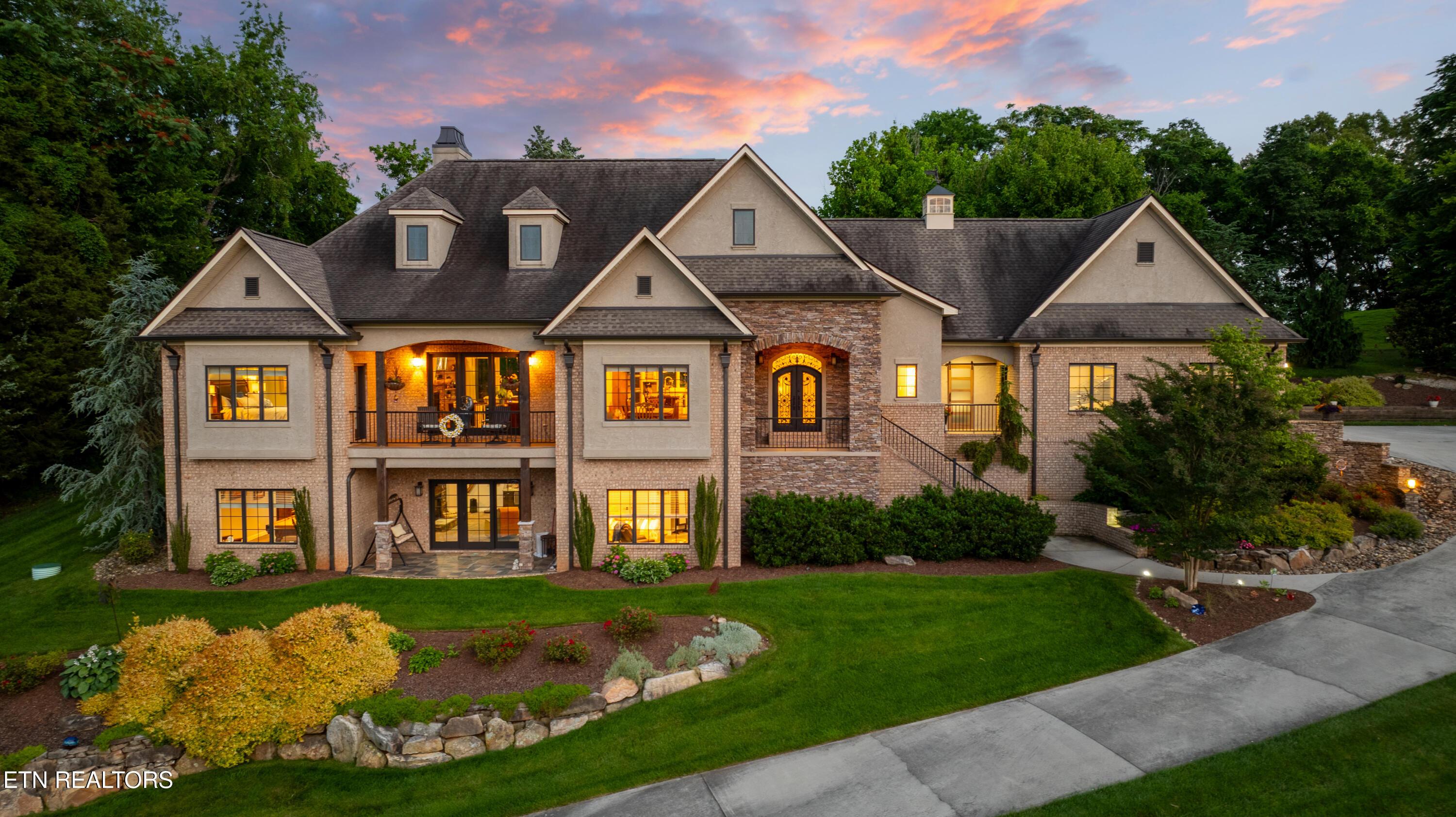 180 Pineberry Drive, Vonore, TN - Fort Loudoun and Tellico Lake Real Estate - Image# 1