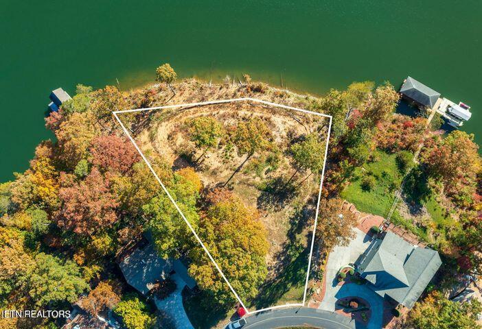 201 Amohi Way, Loudon, TN - Fort Loudoun and Tellico Lake Real Estate - Image# 1