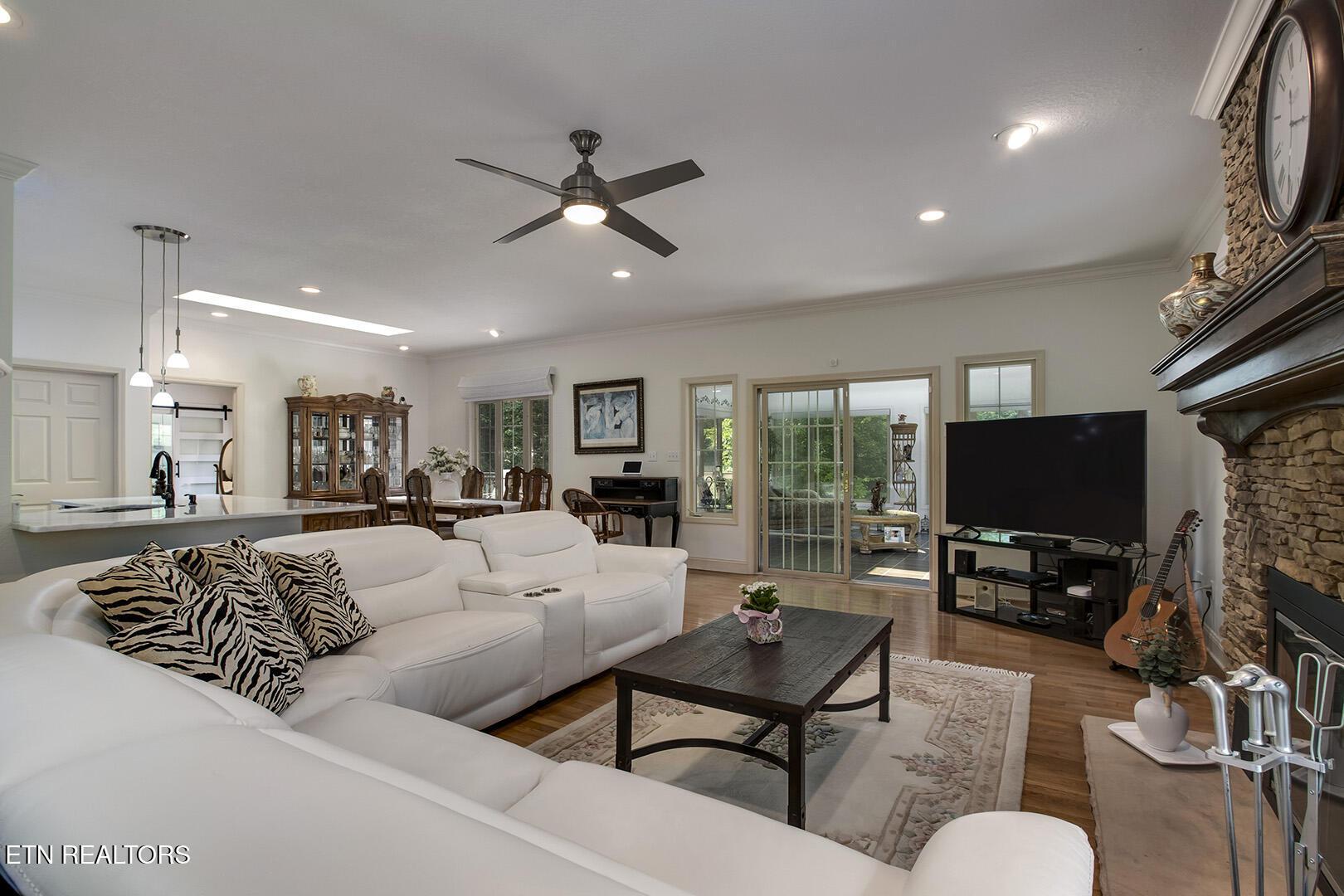 130 Depew Drive, Loudon, TN - Fort Loudoun and Tellico Lake Real Estate - Image# 11