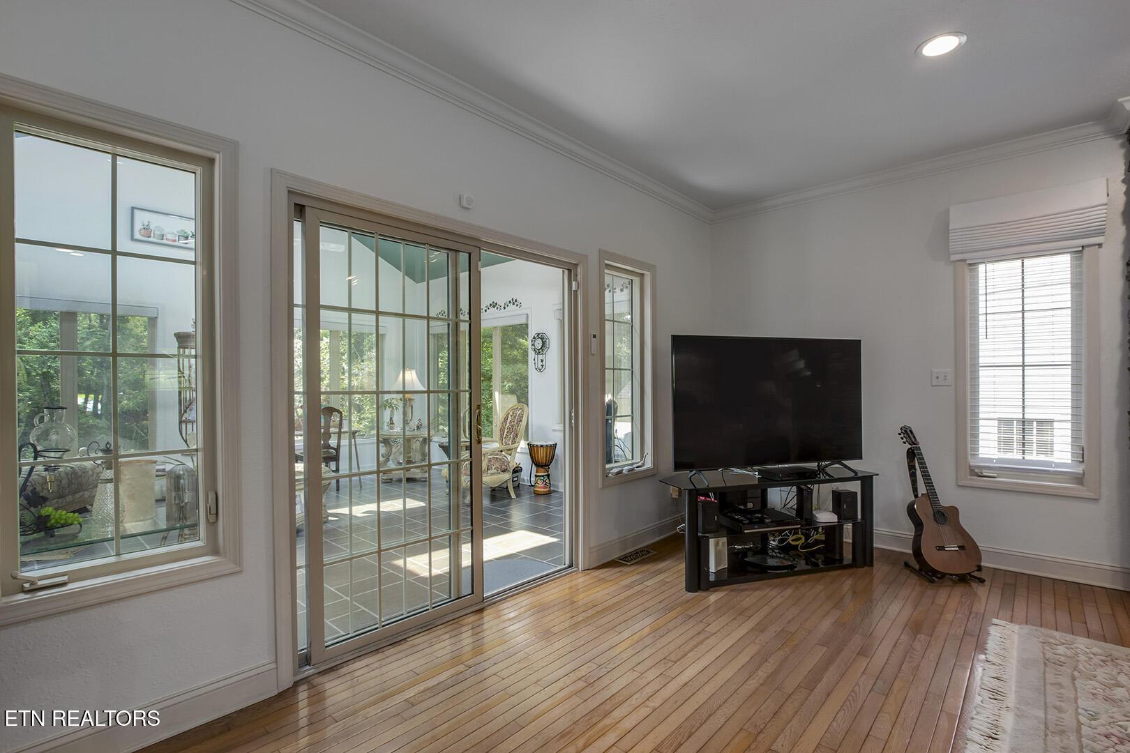 130 Depew Drive, Loudon, TN - Fort Loudoun and Tellico Lake Real Estate - Image# 12