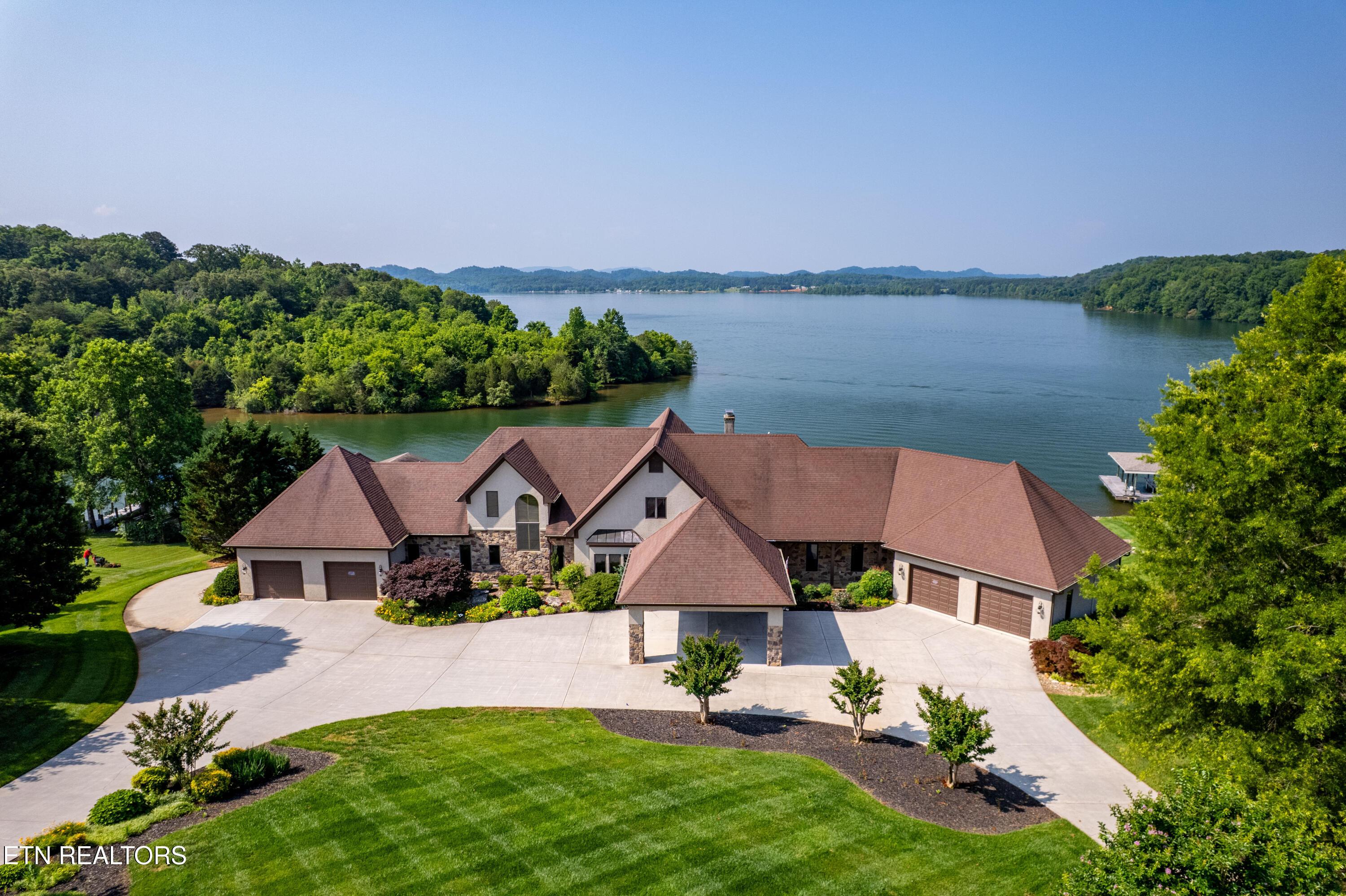 129 Indian Shadows Drive, Maryville, TN - Fort Loudoun and Tellico Lake Real Estate - Image# 2