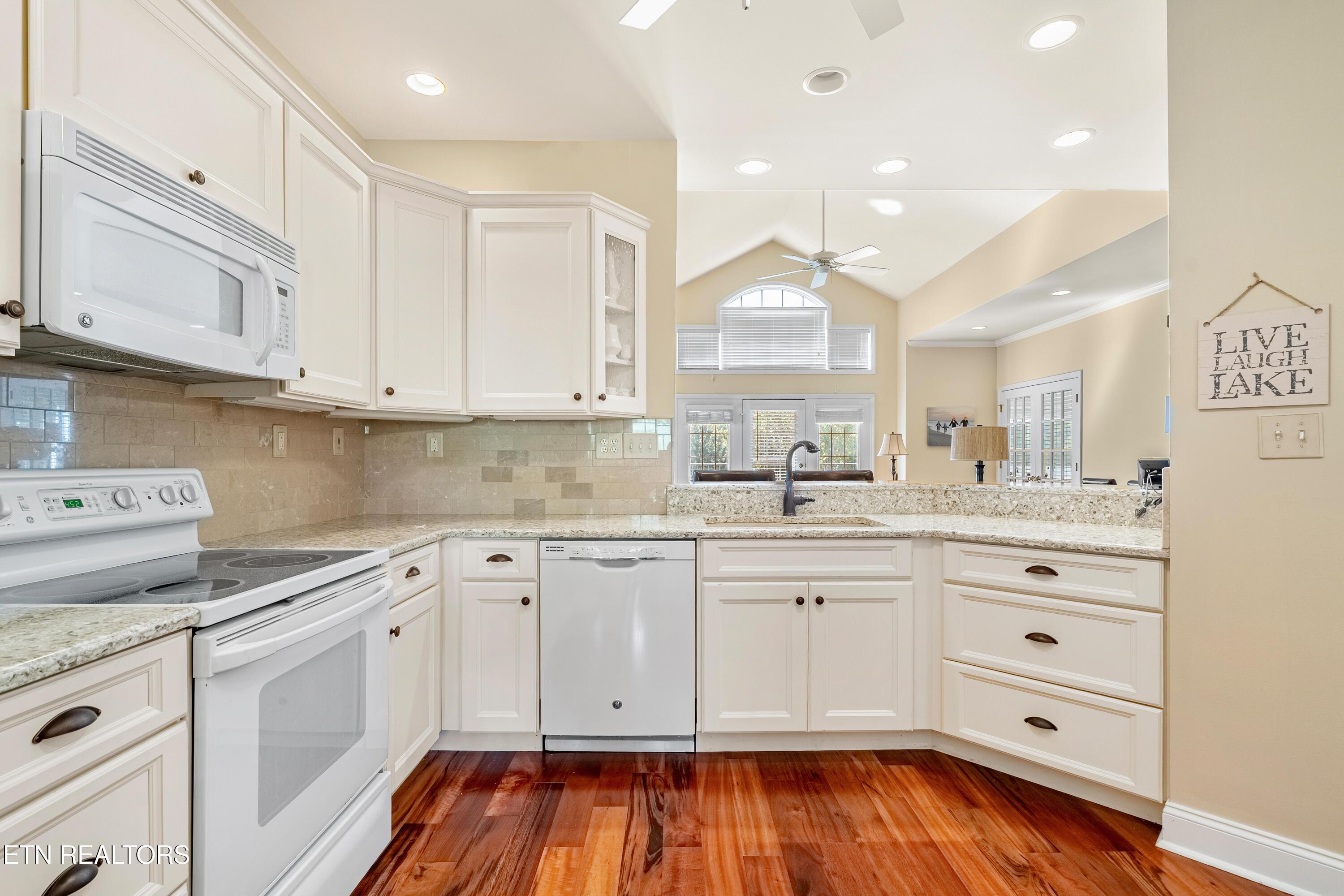 460 Morning Dove Drive, Vonore, TN - Fort Loudoun and Tellico Lake Real Estate - Image# 12
