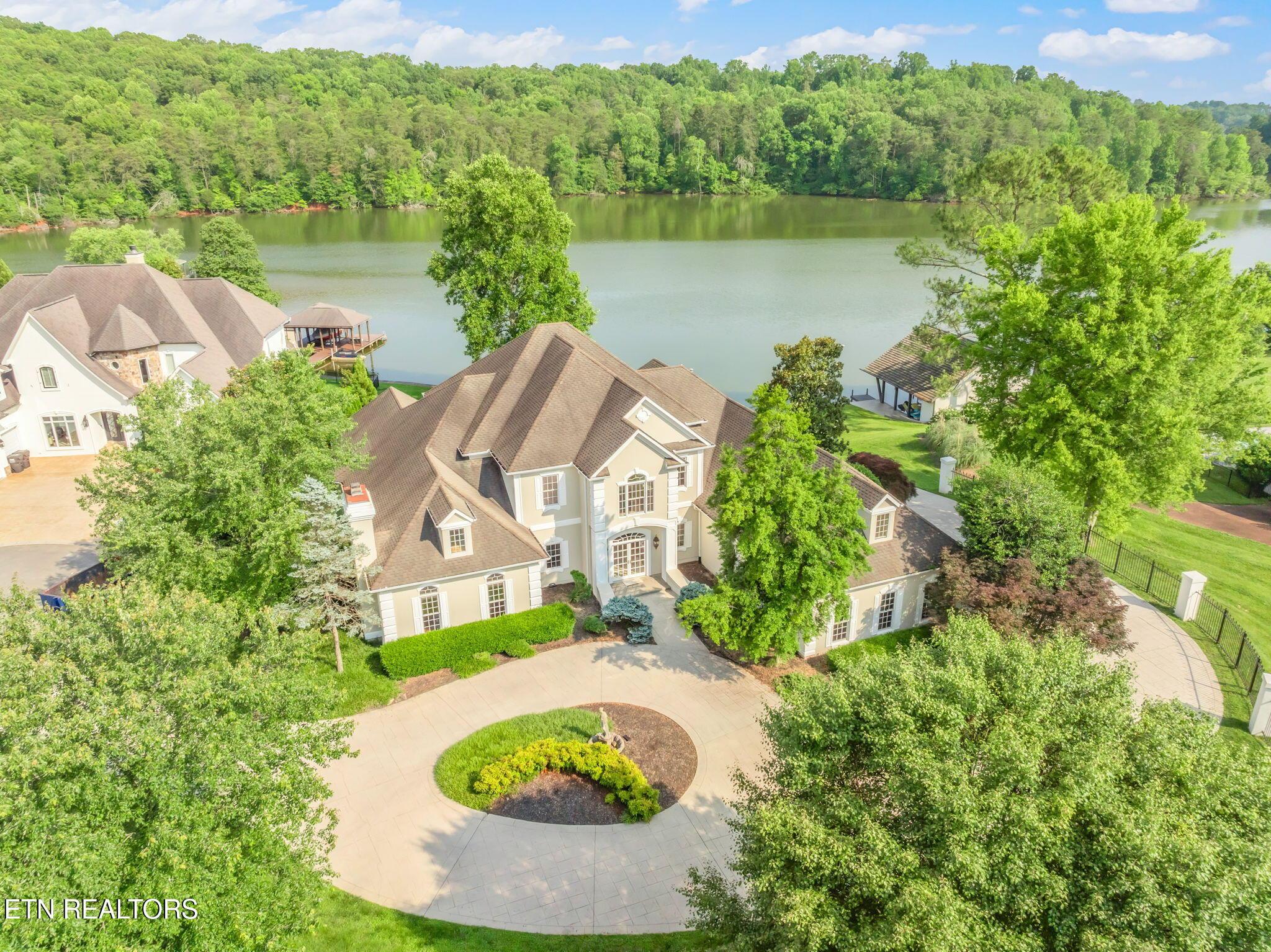 920 Harbor Pointe Way Way, Knoxville, TN - Fort Loudoun and Tellico Lake Real Estate - Image# 1