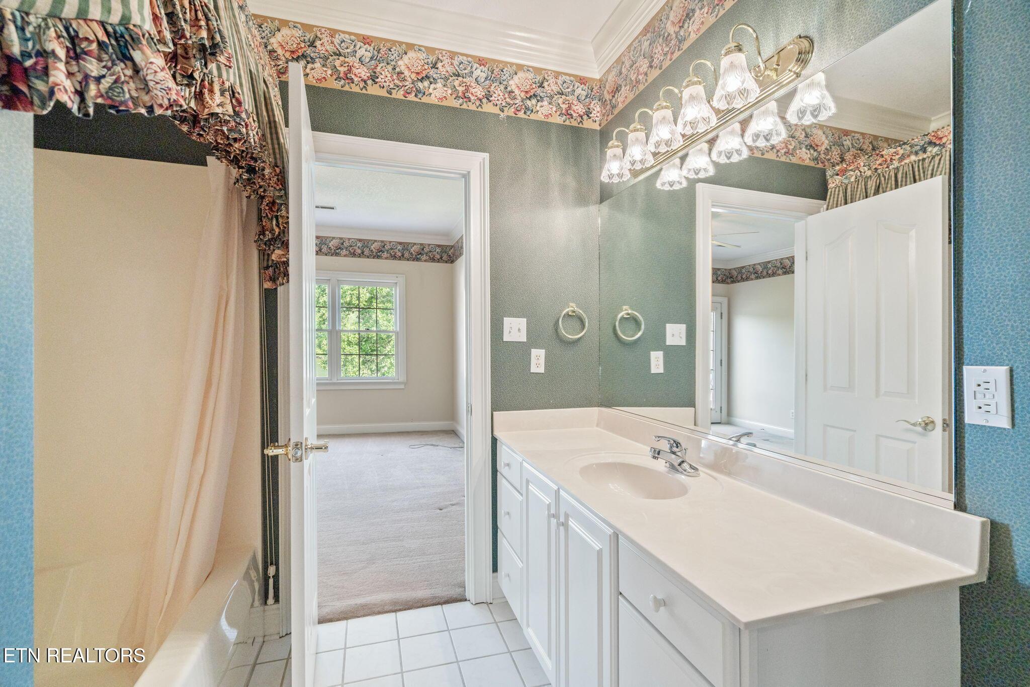920 Harbor Pointe Way Way, Knoxville, TN - Fort Loudoun and Tellico Lake Real Estate - Image# 57