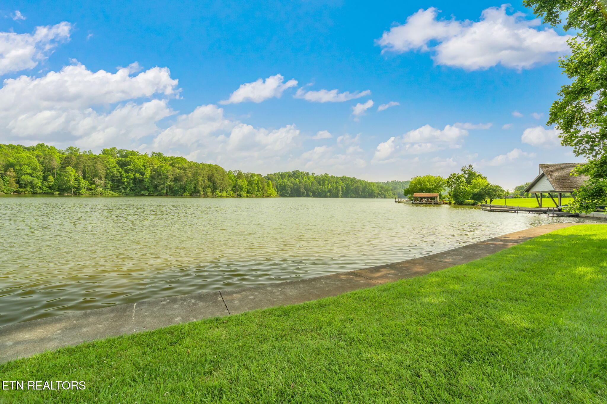 920 Harbor Pointe Way Way, Knoxville, TN - Fort Loudoun and Tellico Lake Real Estate - Image# 23