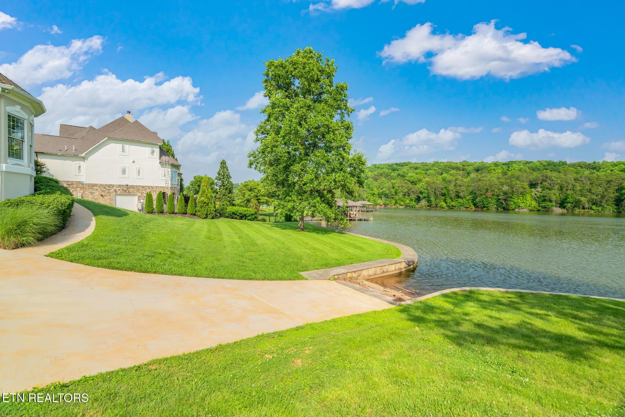 920 Harbor Pointe Way Way, Knoxville, TN - Fort Loudoun and Tellico Lake Real Estate - Image# 25