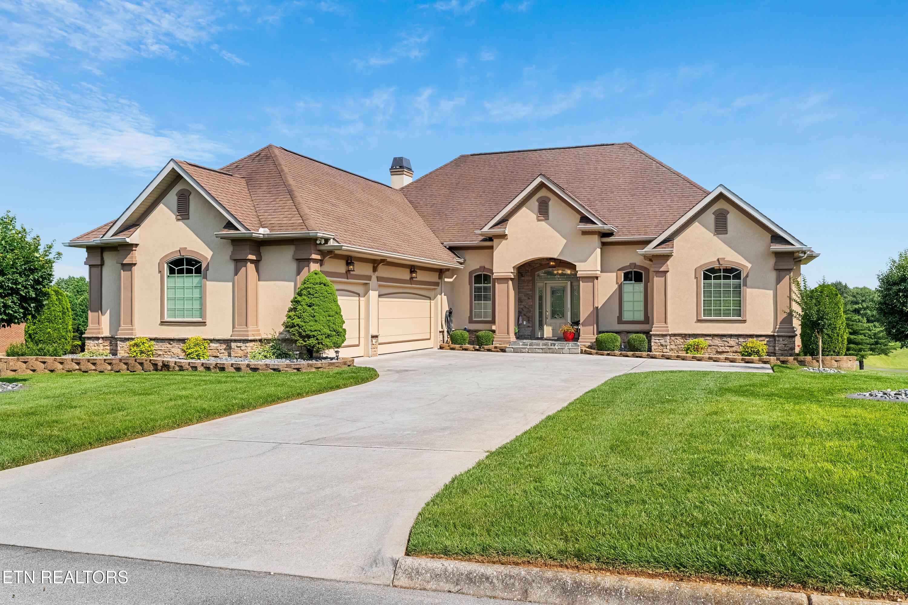 257 Osprey Circle, Vonore, TN - Fort Loudoun and Tellico Lake Real Estate - Image# 1