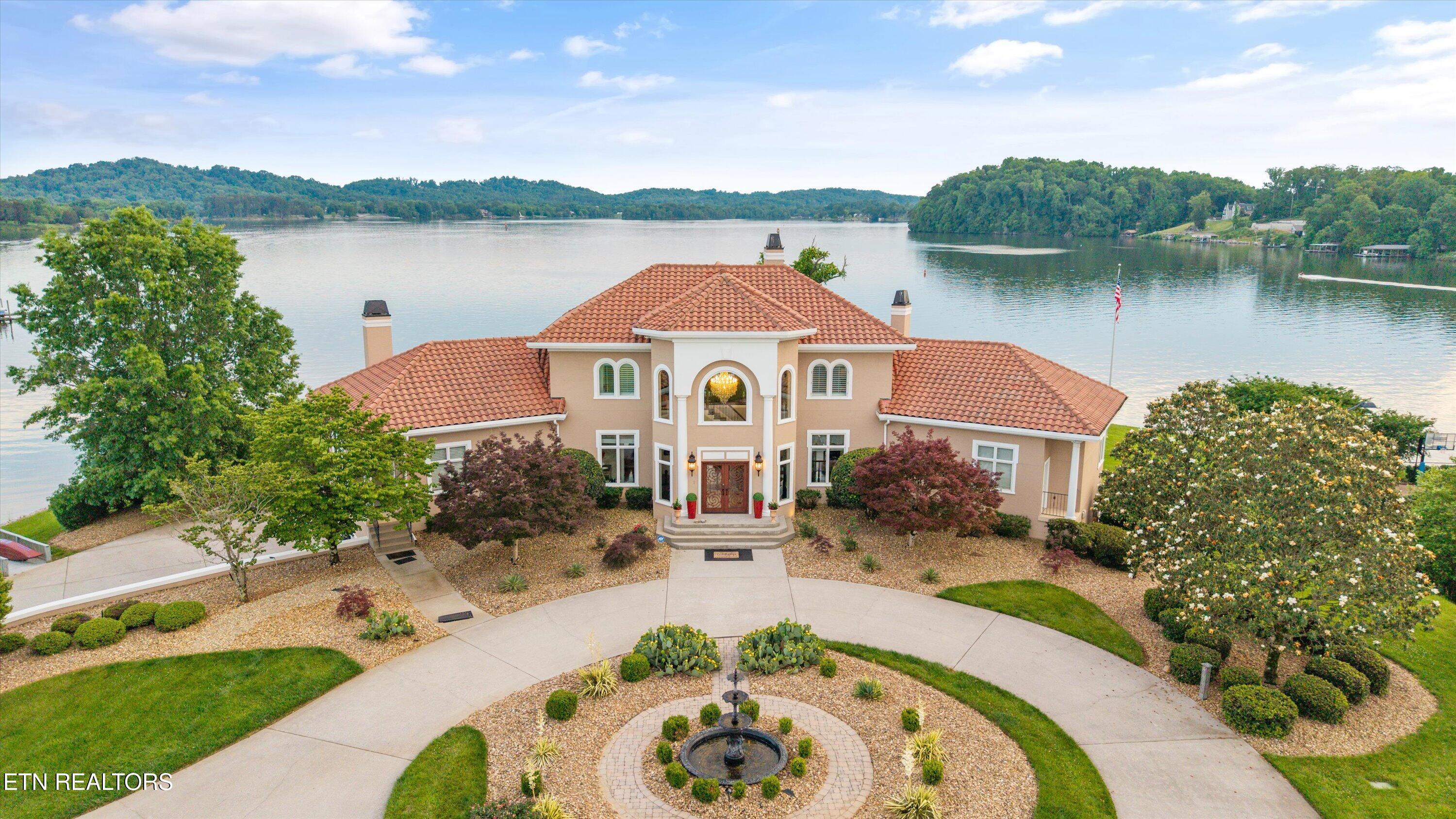 3801 Jackson Bend Drive, Louisville, TN - Fort Loudoun and Tellico Lake Real Estate - Image# 2