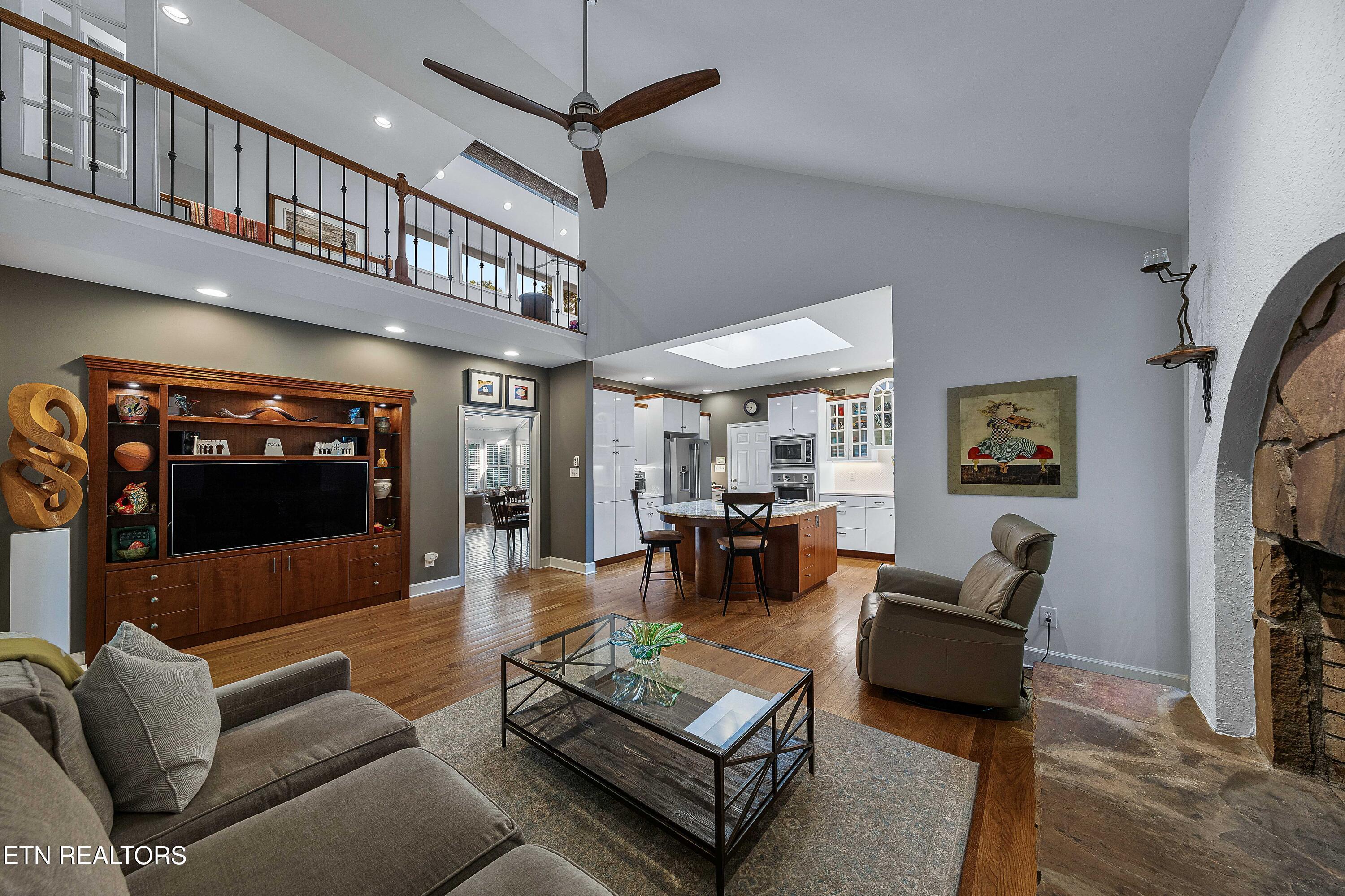 8940 Kelsey Lane, Knoxville, TN - Fort Loudoun and Tellico Lake Real Estate - Image# 14