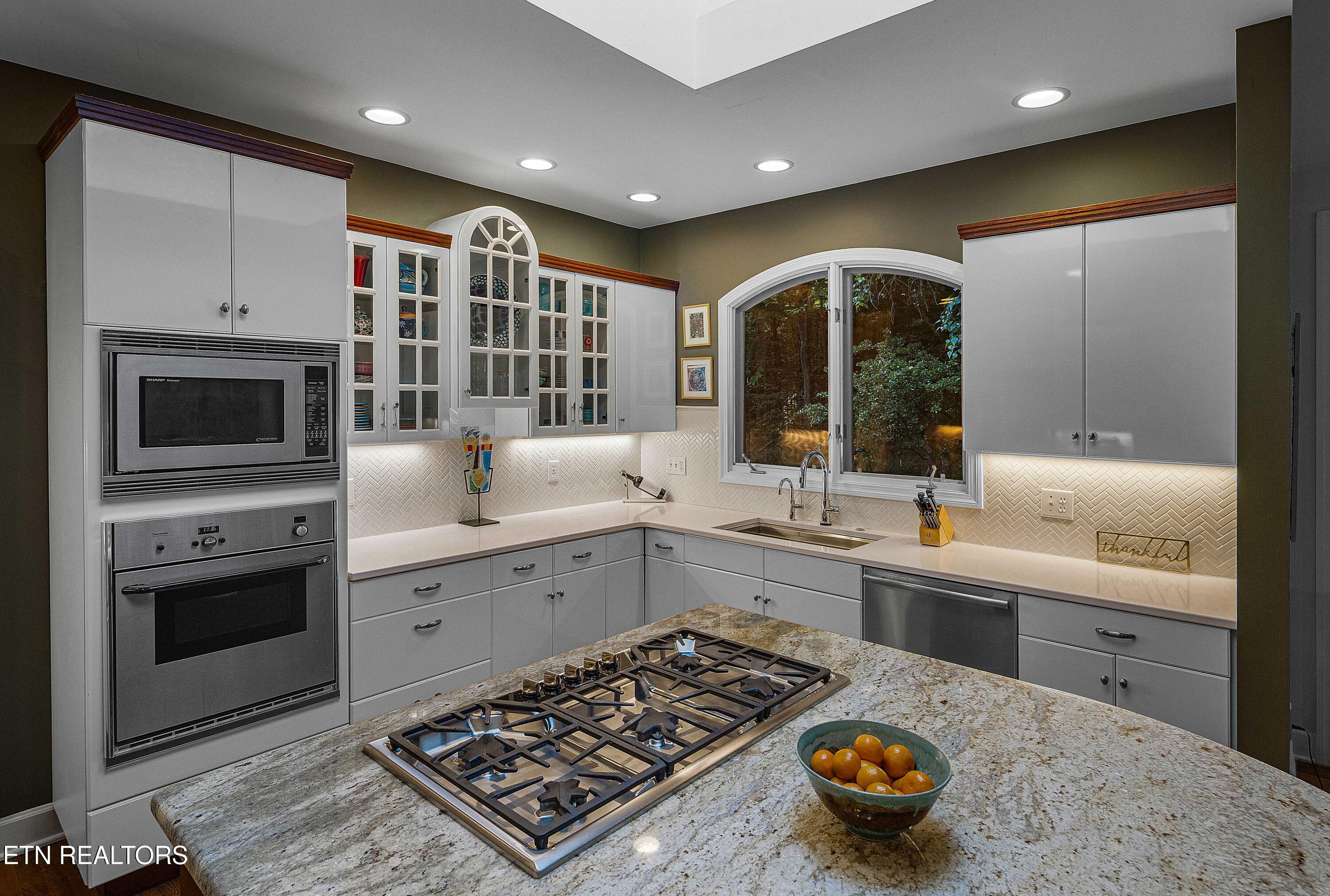 8940 Kelsey Lane, Knoxville, TN - Fort Loudoun and Tellico Lake Real Estate - Image# 11