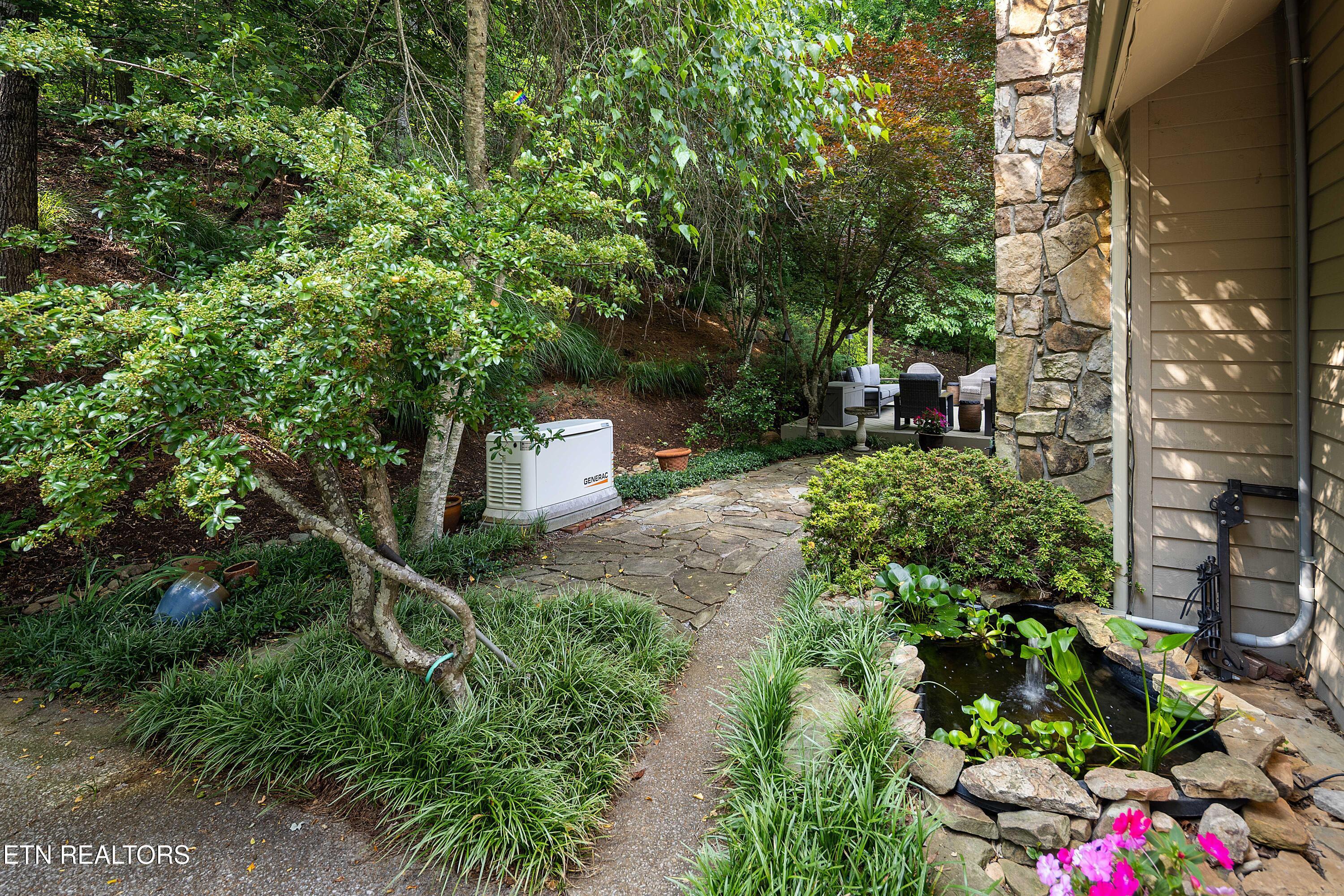 8940 Kelsey Lane, Knoxville, TN - Fort Loudoun and Tellico Lake Real Estate - Image# 39