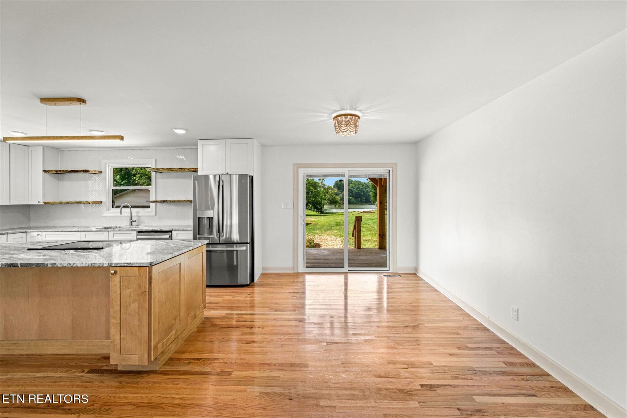 133 Cedar Crest Lane, Friendsville, TN - Fort Loudoun and Tellico Lake Real Estate - Image# 12