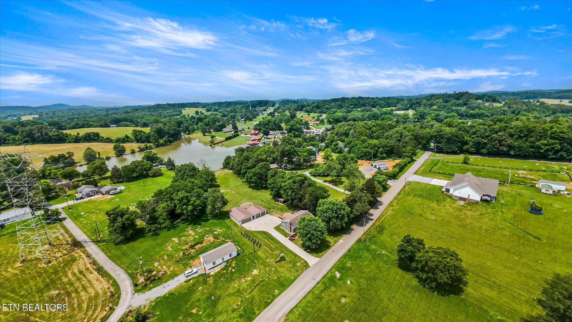 133 Cedar Crest Lane, Friendsville, TN - Fort Loudoun and Tellico Lake Real Estate - Image# 28