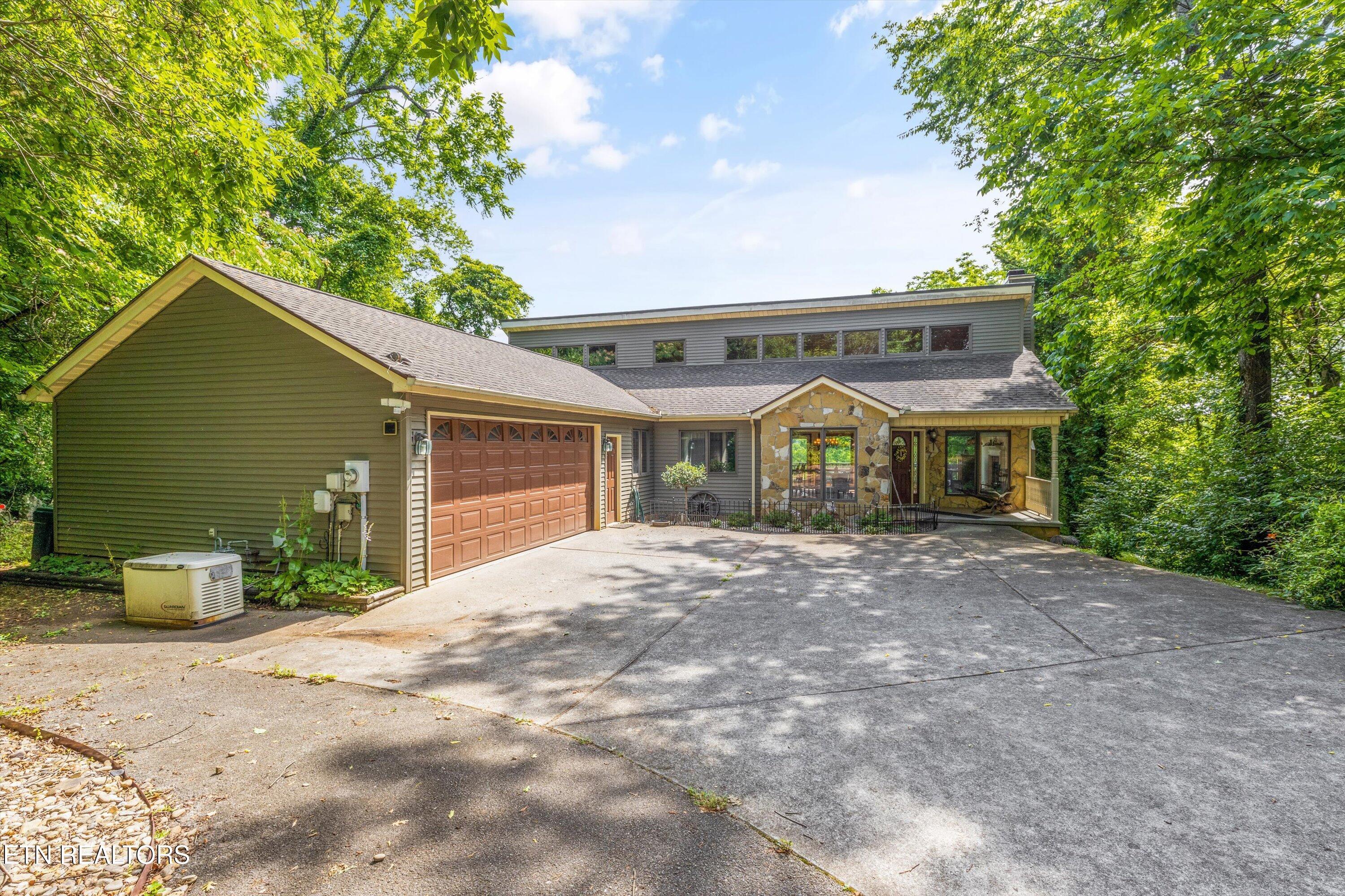 5921 Windtrace Lane, Knoxville, TN - Fort Loudoun and Tellico Lake Real Estate - Image# 2
