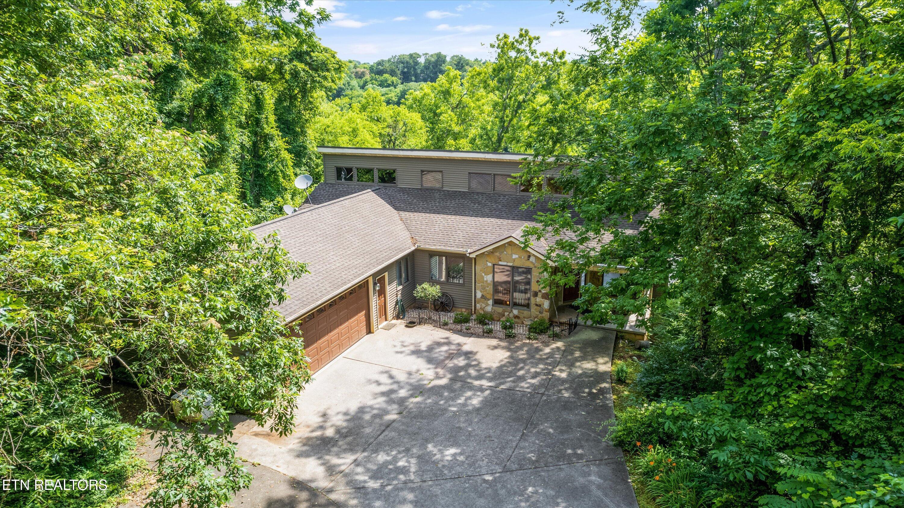 5921 Windtrace Lane, Knoxville, TN - Fort Loudoun and Tellico Lake Real Estate - Image# 3