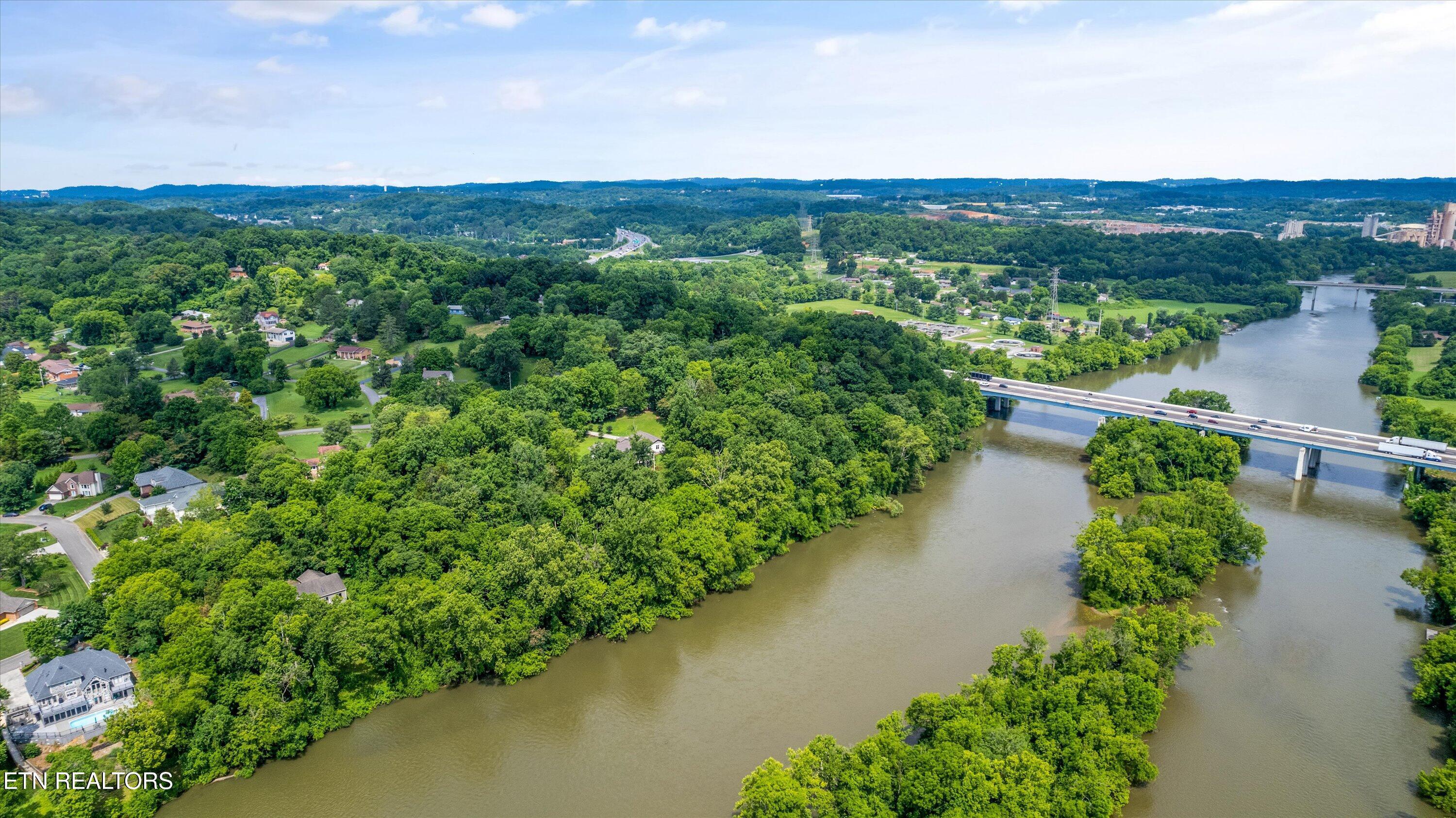 5921 Windtrace Lane, Knoxville, TN - Fort Loudoun and Tellico Lake Real Estate - Image# 13