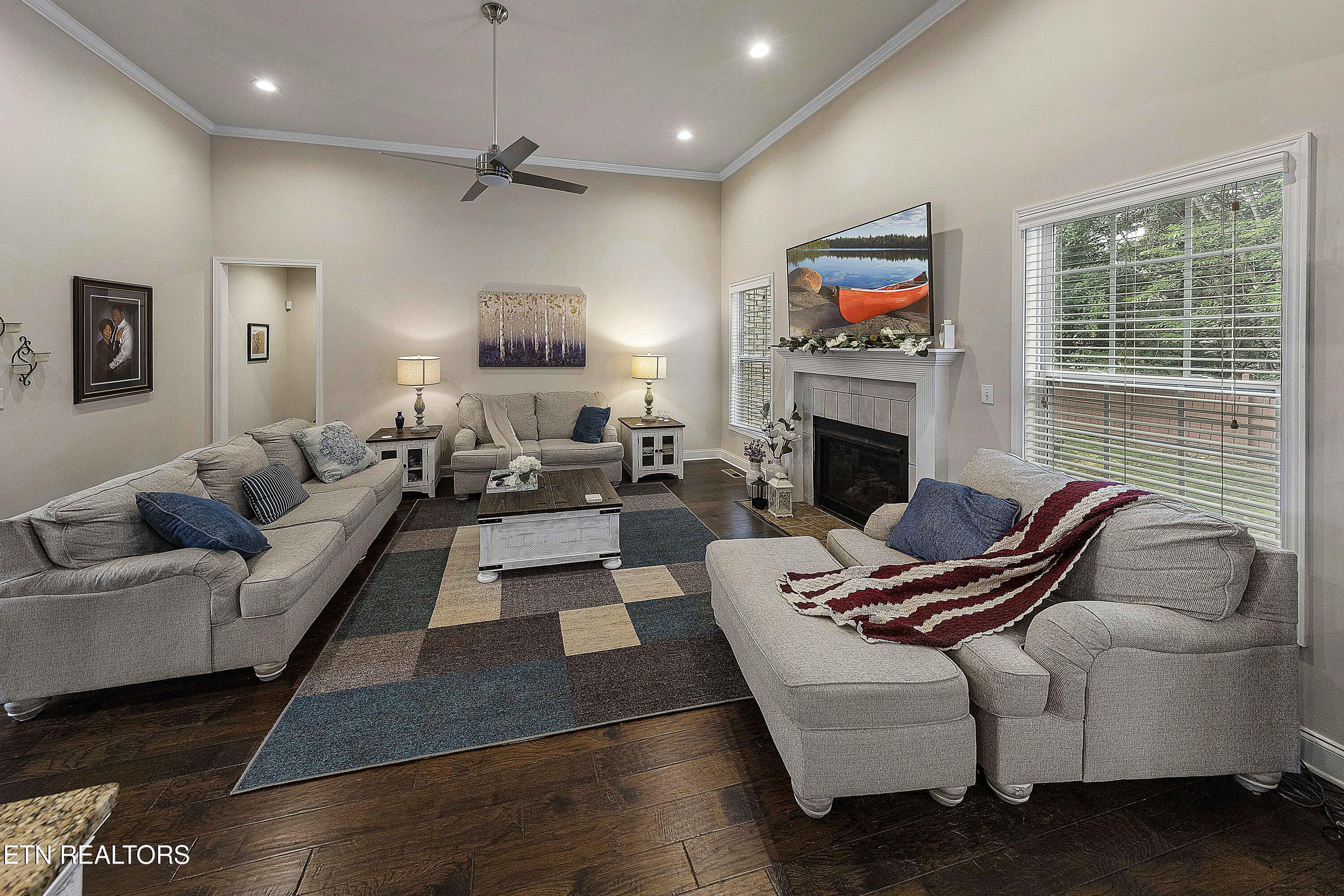1756 Apple Grove Lane, Knoxville, TN - Fort Loudoun and Tellico Lake Real Estate - Image# 2