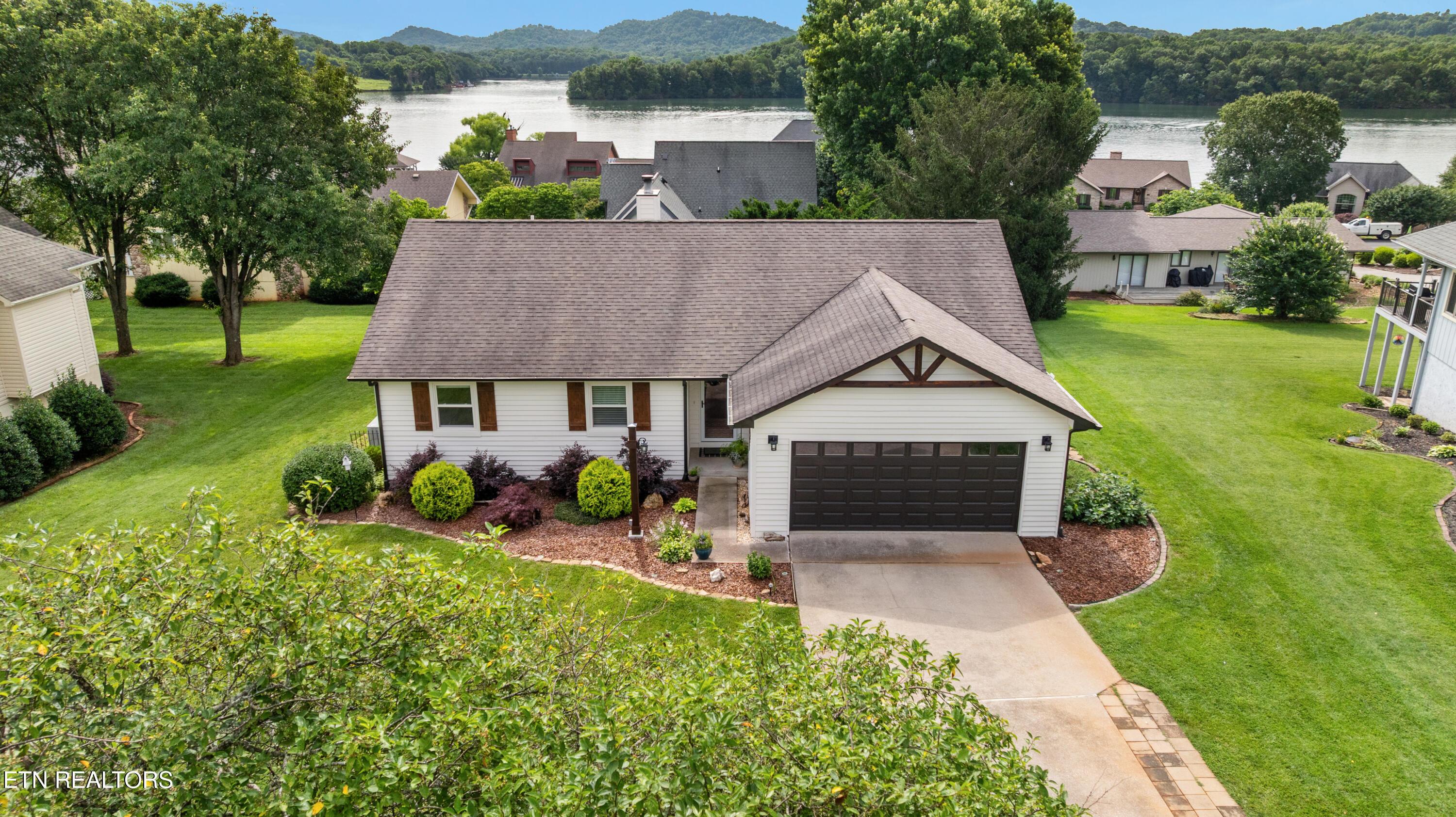314 Saligugi Lane, Loudon, TN - Fort Loudoun and Tellico Lake Real Estate - Image# 1