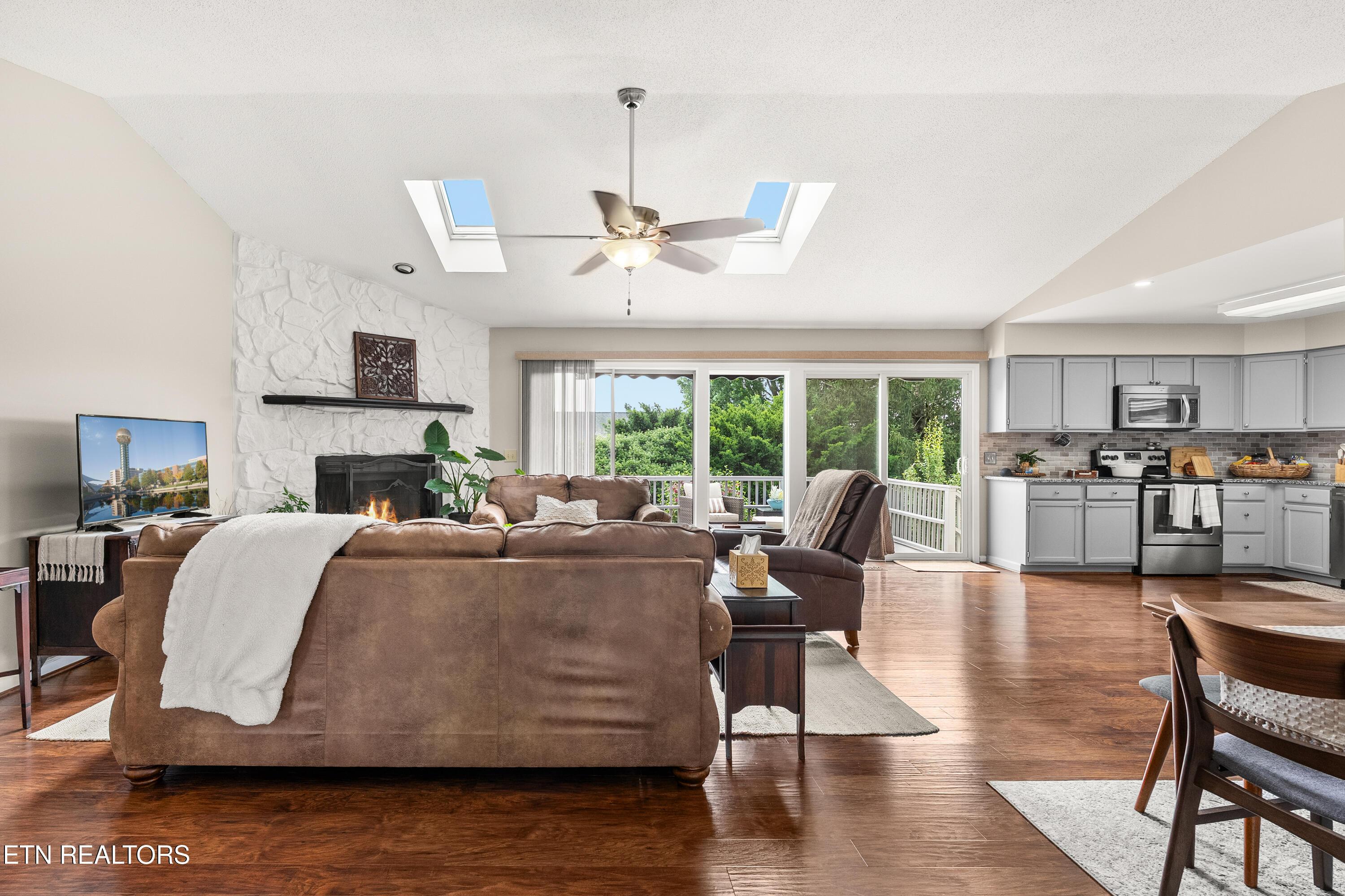 314 Saligugi Lane, Loudon, TN - Fort Loudoun and Tellico Lake Real Estate - Image# 8