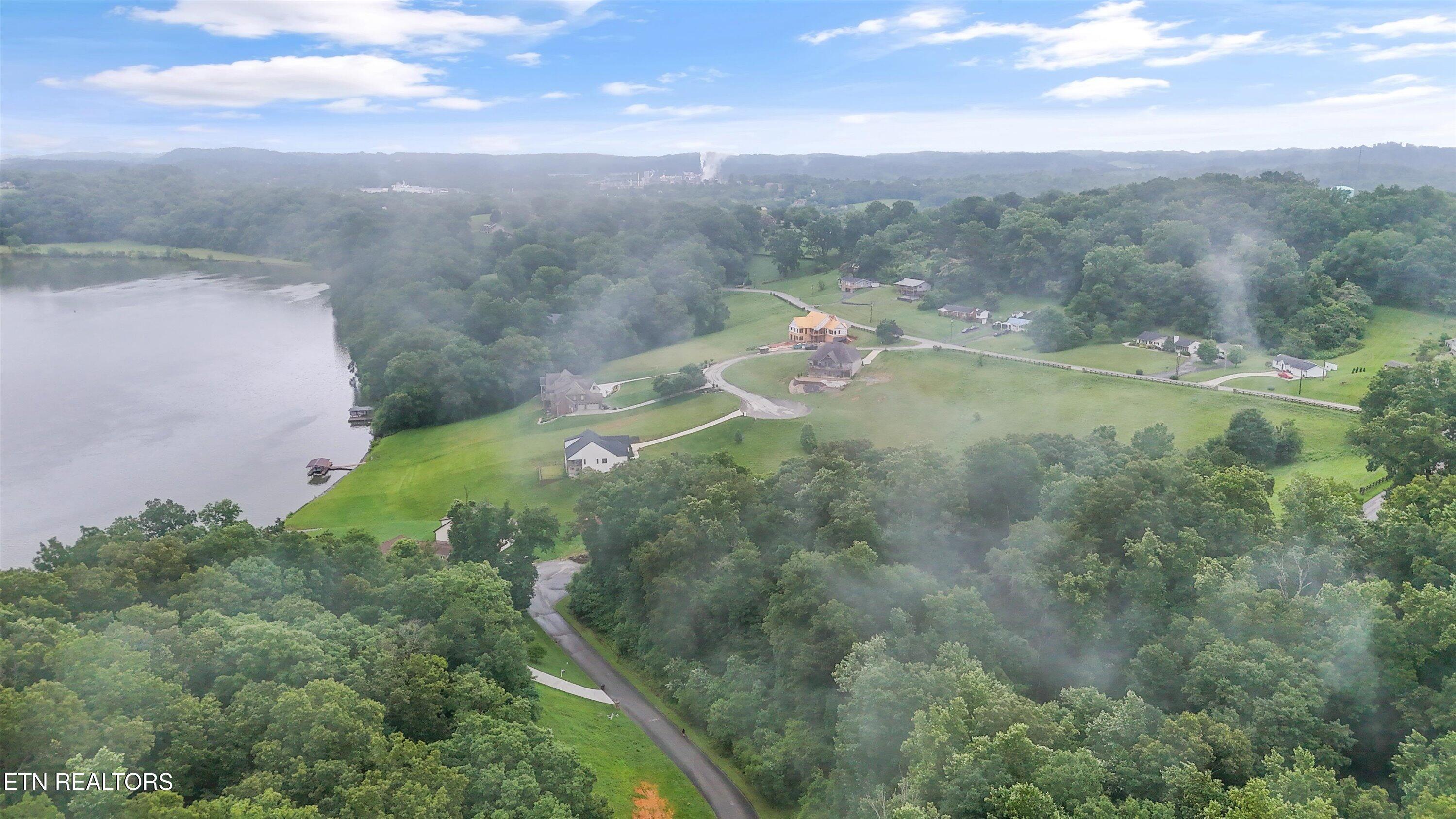 404 Quiet River Lane, Loudon, TN - Fort Loudoun and Tellico Lake Real Estate - Image# 8