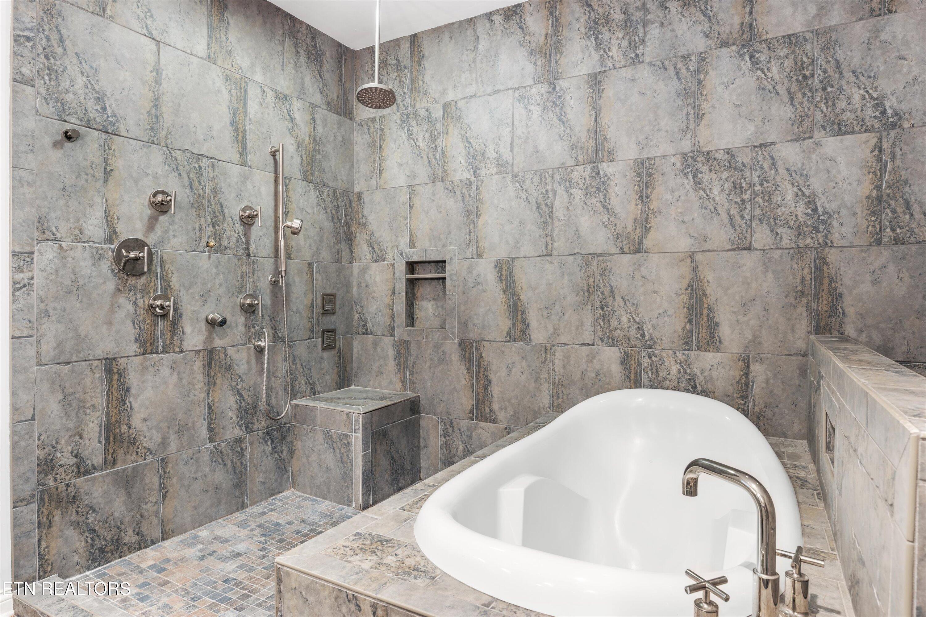 Fort Loudoun and Tellico Lake Real Estate - Image# 24