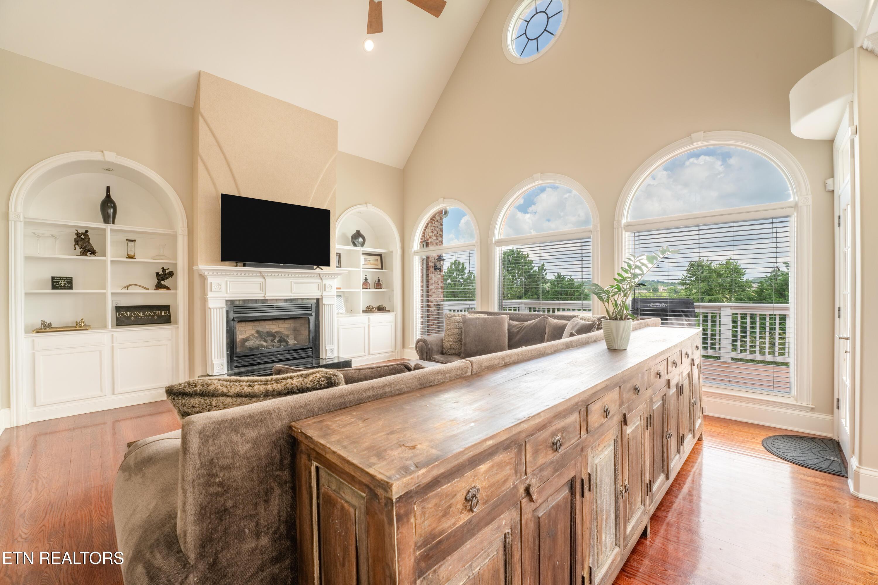 12635 Bayview Drive, Knoxville, TN - Fort Loudoun and Tellico Lake Real Estate - Image# 11