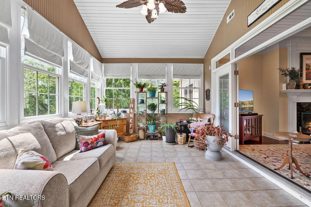 210 Indian Shadows Drive, Maryville, TN - Fort Loudoun and Tellico Lake Real Estate - Image# 13