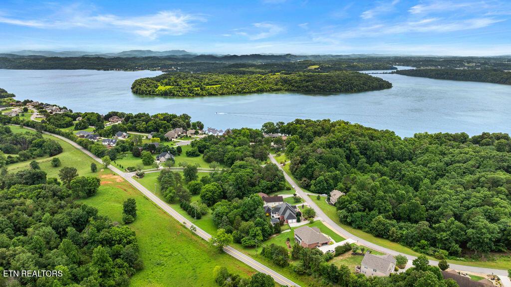 210 Indian Shadows Drive, Maryville, TN - Fort Loudoun and Tellico Lake Real Estate - Image# 57