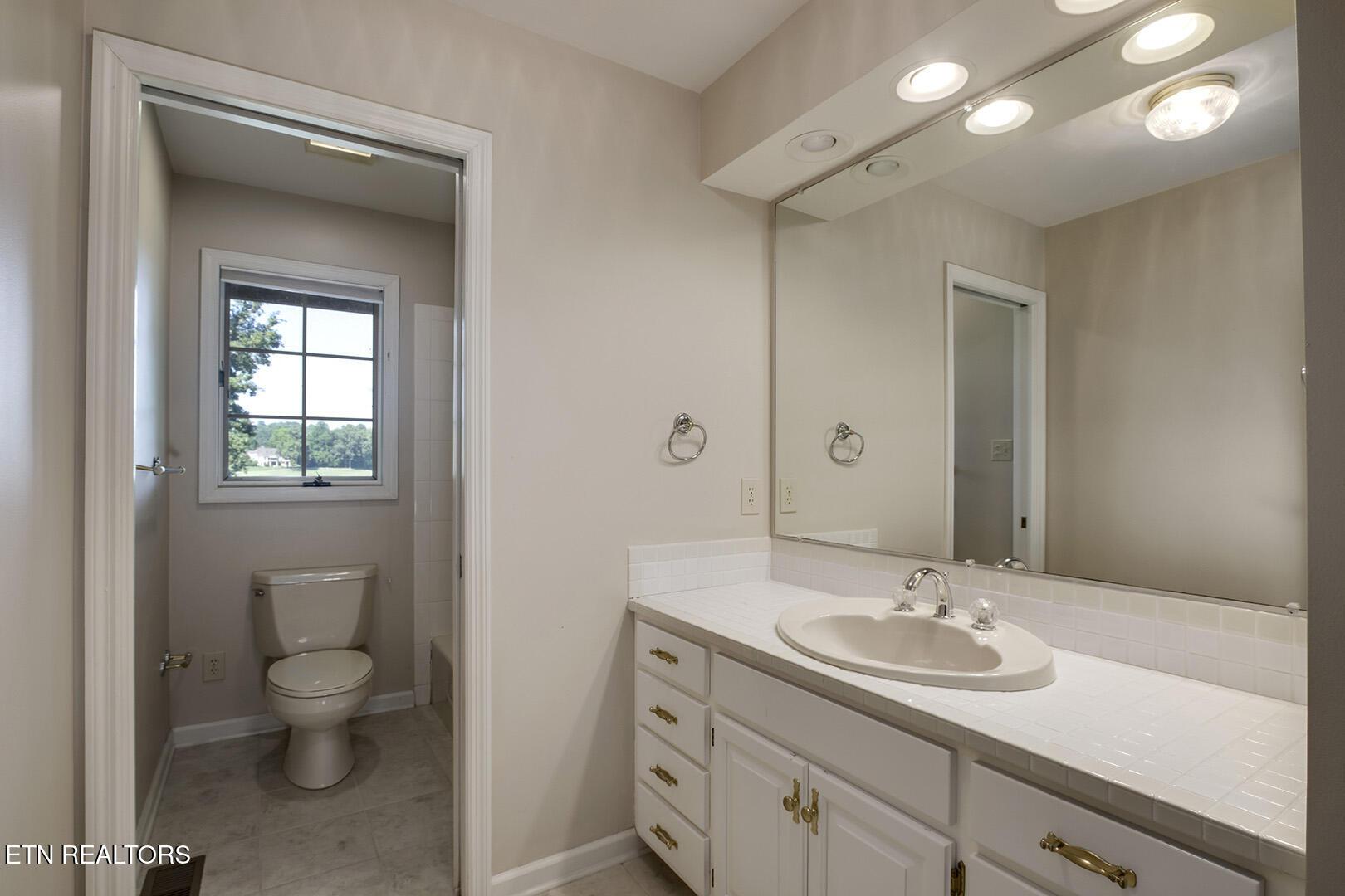 323 Kiyuga Way, Loudon, TN - Fort Loudoun and Tellico Lake Real Estate - Image# 40