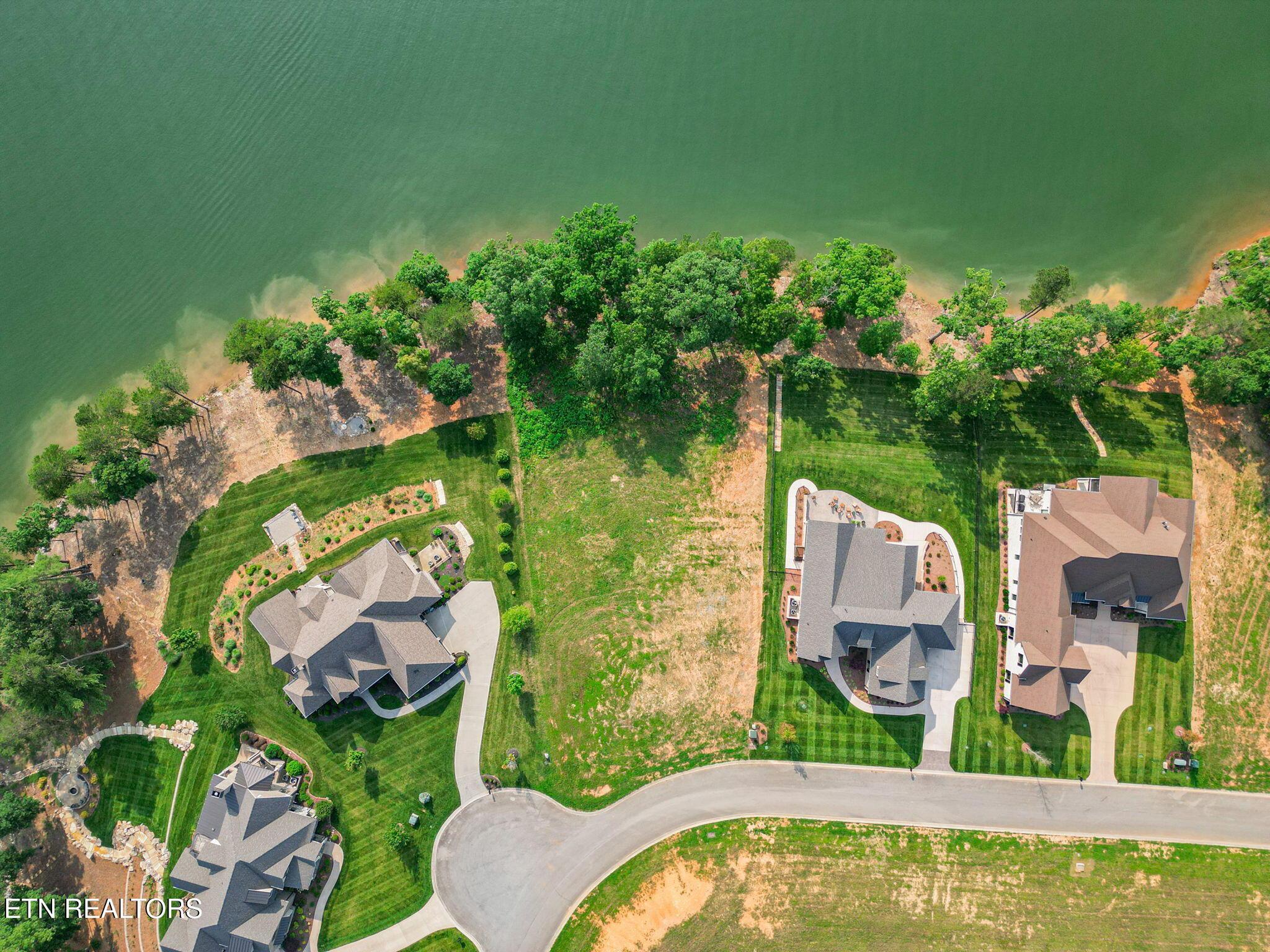 1556 Bower Court, Lenoir City, TN - Fort Loudoun and Tellico Lake Real Estate - Image# 6