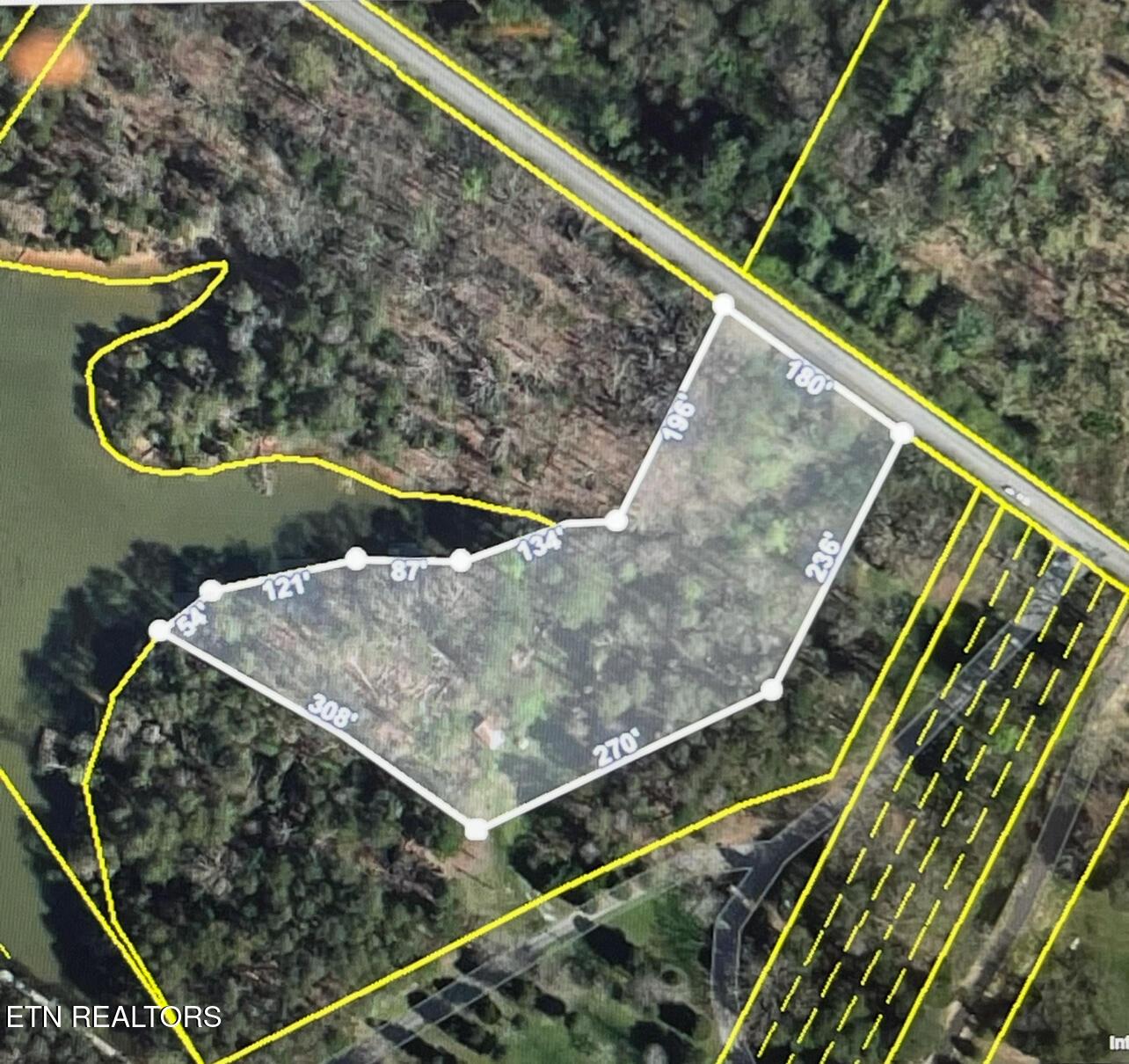 20300 Beals Chapel Rd, Lenoir City, TN - Fort Loudoun and Tellico Lake Real Estate - Image# 2