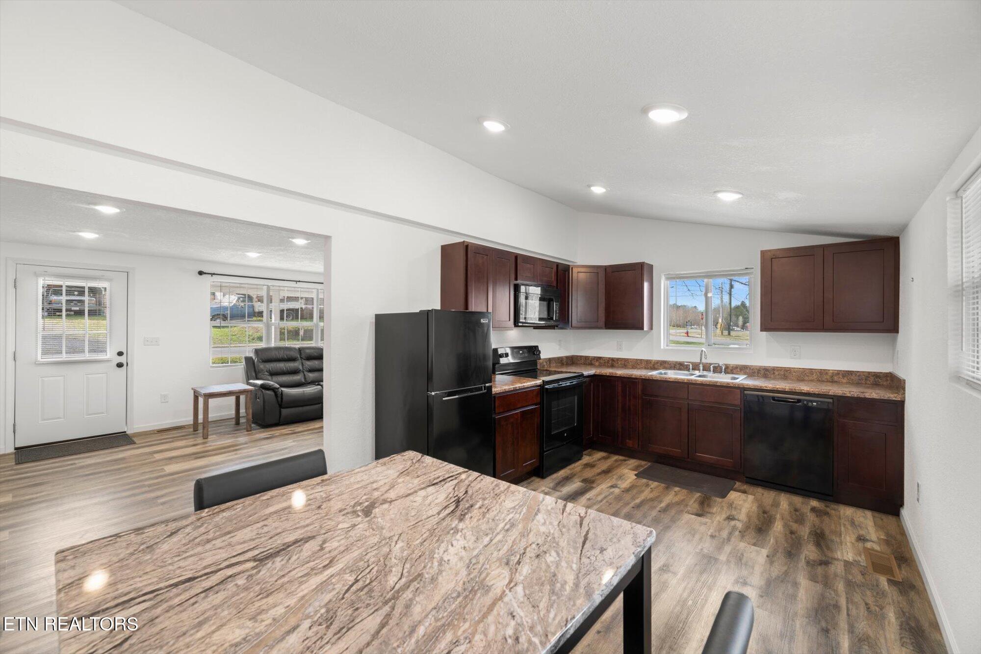 Fort Loudoun and Tellico Lake Real Estate - Image# 4