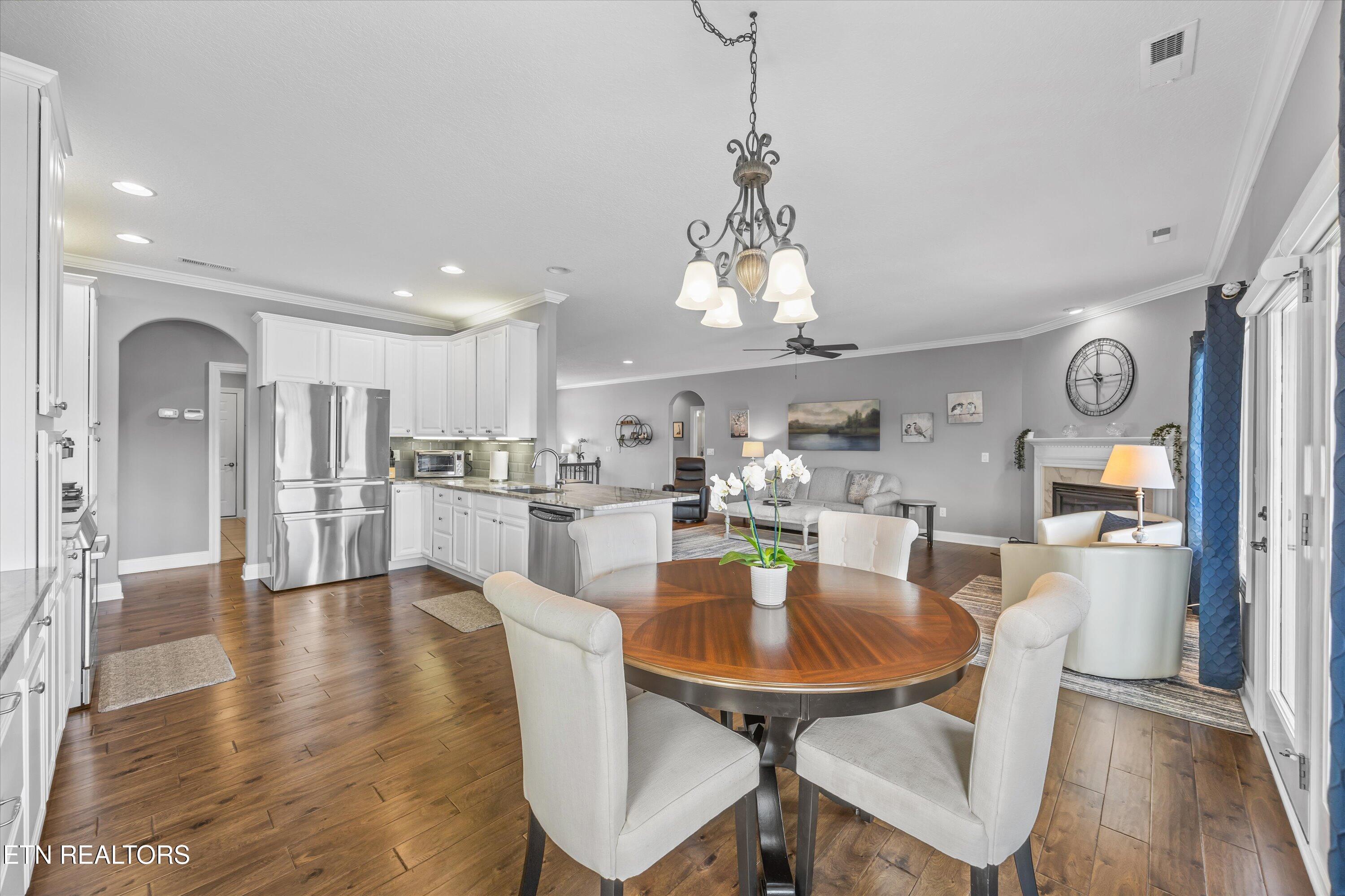 404 Chota Landing Way, Loudon, TN - Fort Loudoun and Tellico Lake Real Estate - Image# 15