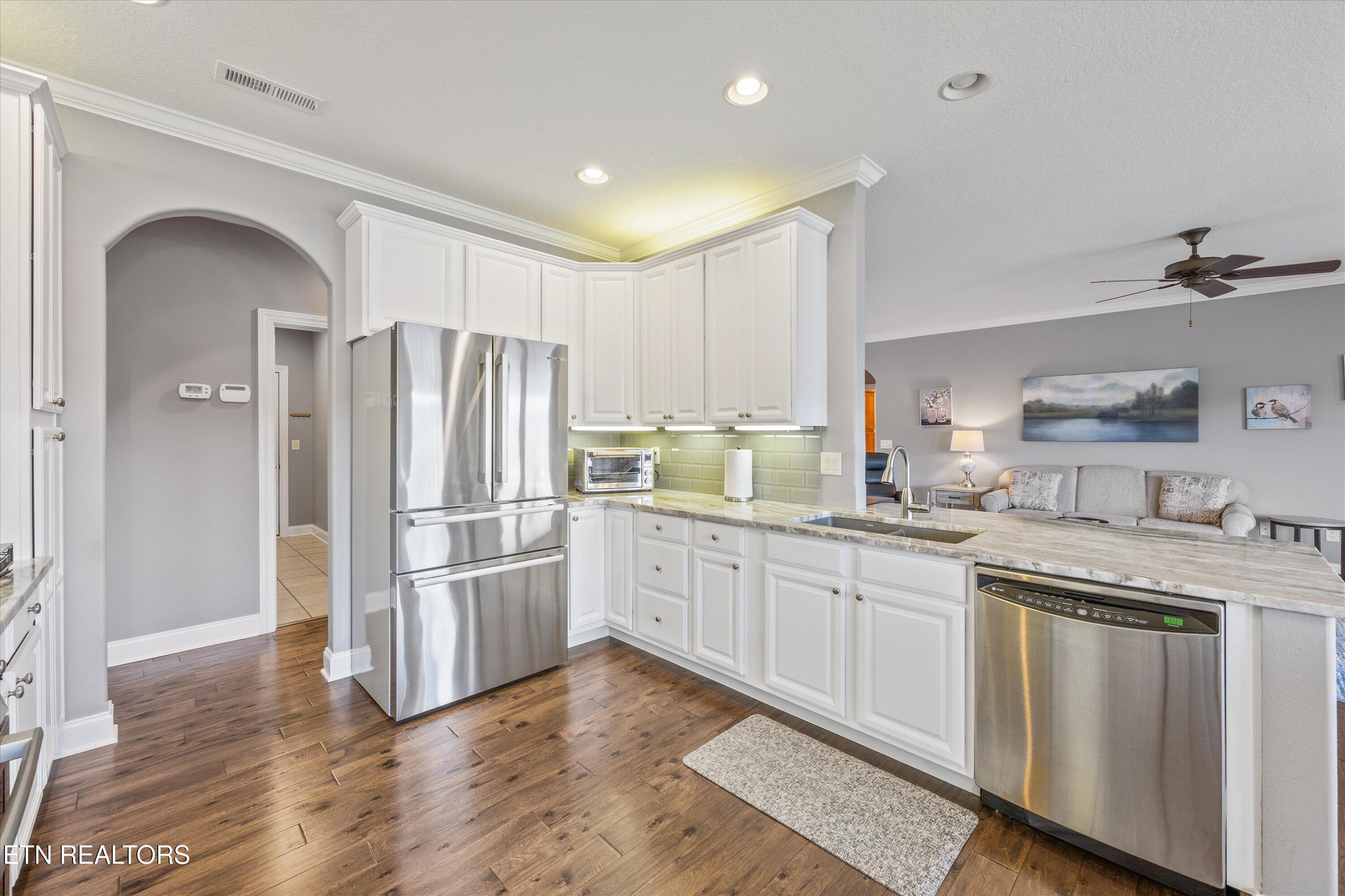 404 Chota Landing Way, Loudon, TN - Fort Loudoun and Tellico Lake Real Estate - Image# 17