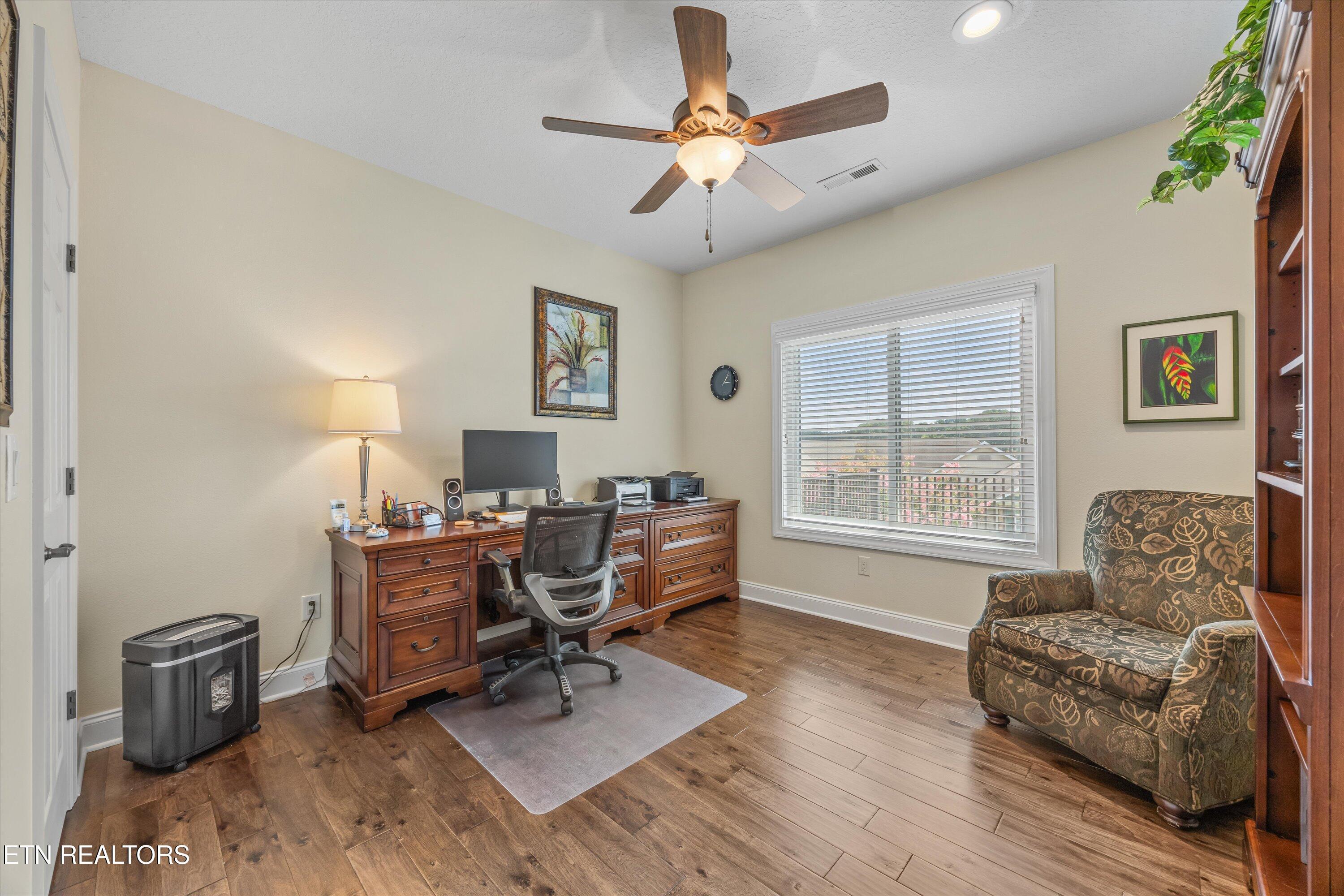 404 Chota Landing Way, Loudon, TN - Fort Loudoun and Tellico Lake Real Estate - Image# 26