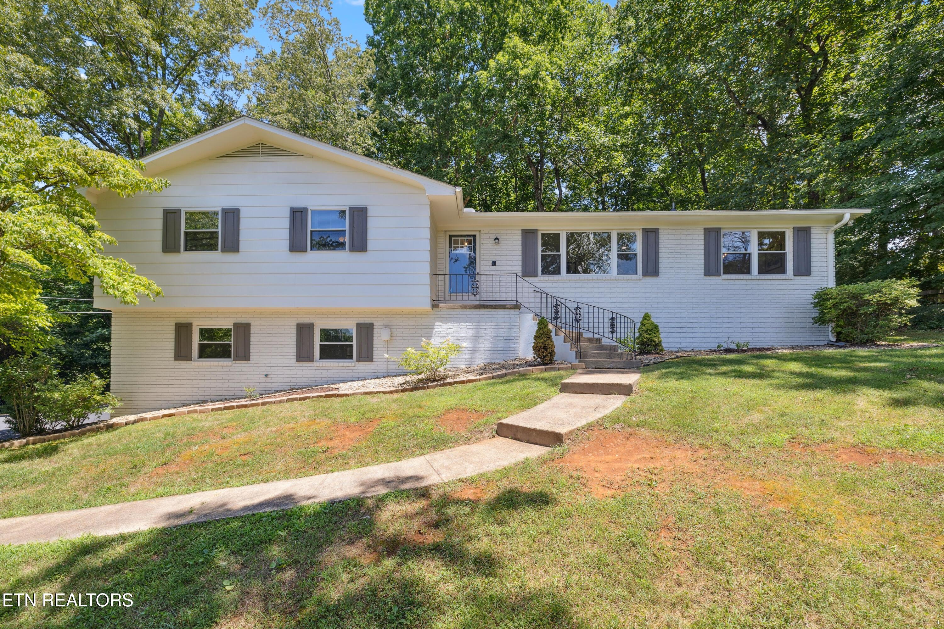 Fort Loudoun and Tellico Lake Real Estate - Image# 1