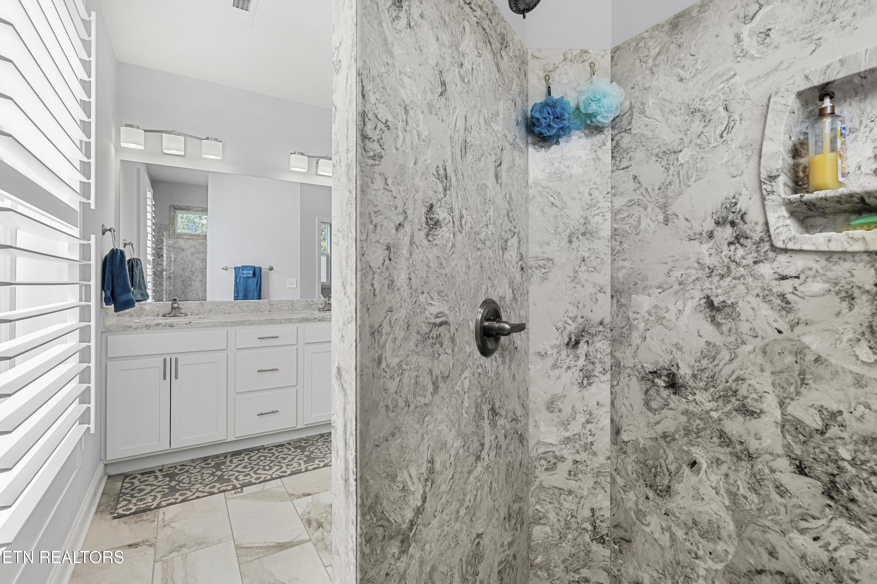 116 Inola Place, Loudon, TN - Fort Loudoun and Tellico Lake Real Estate - Image# 28
