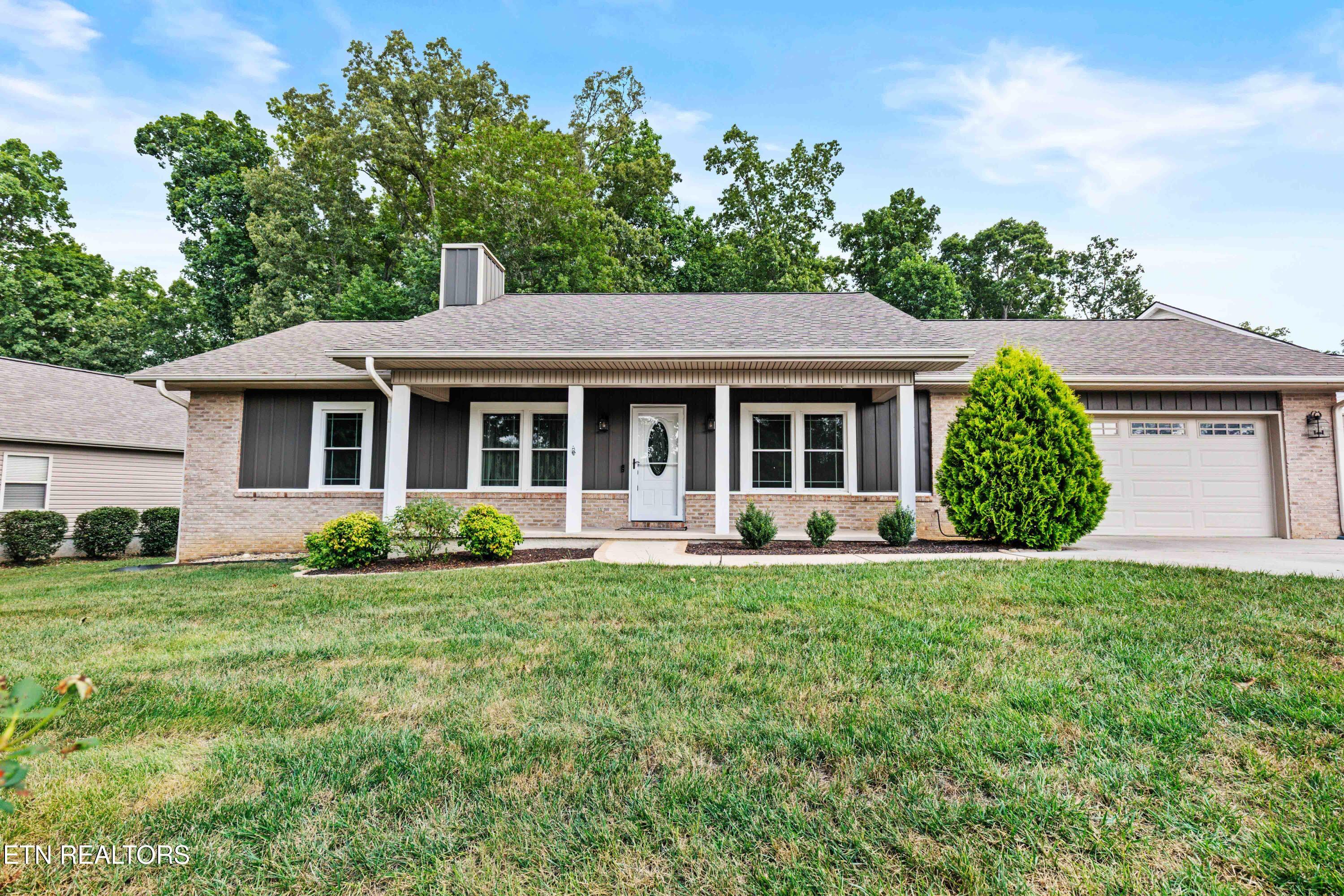 121 Yona Way, Loudon, TN - Fort Loudoun and Tellico Lake Real Estate - Image# 1