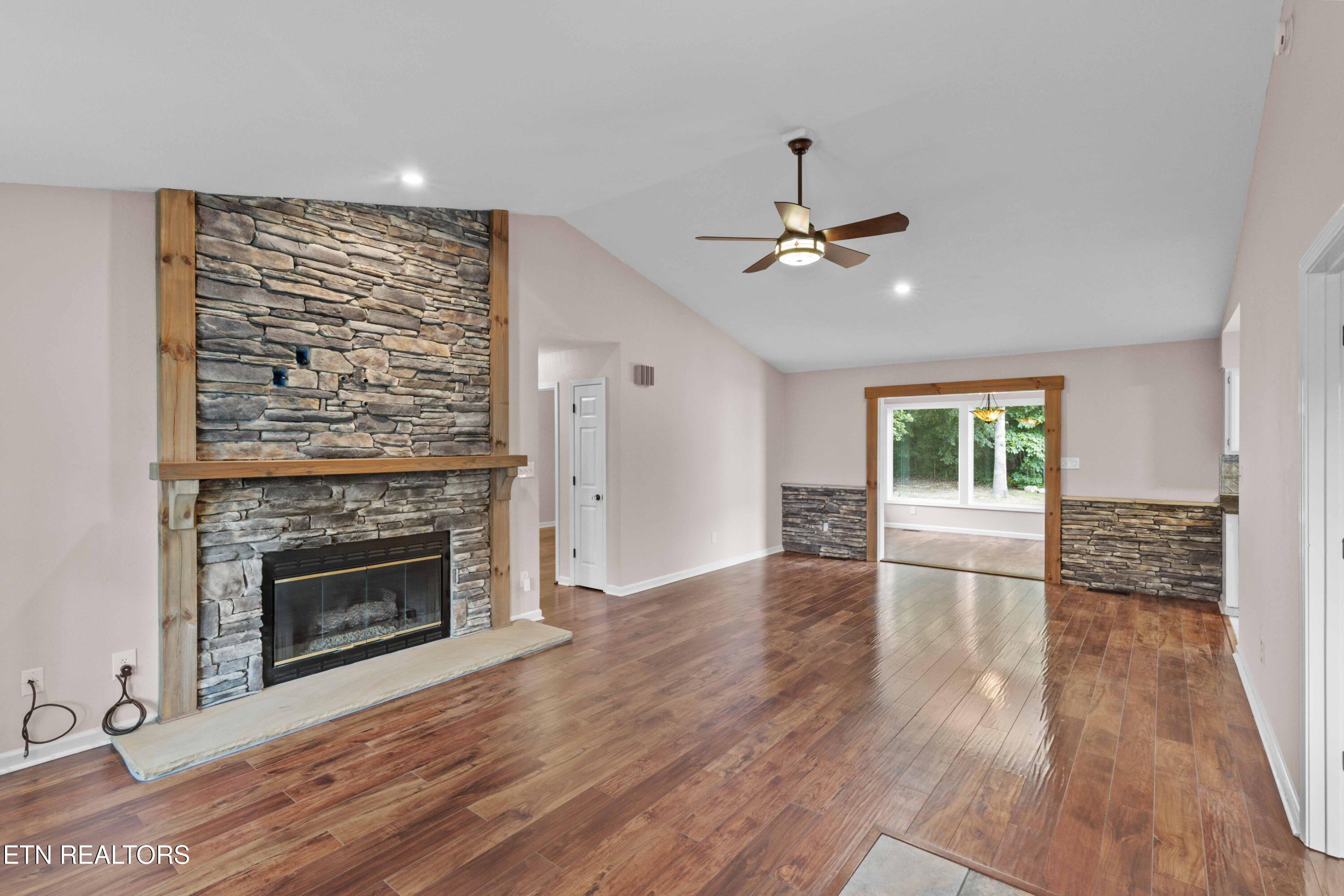 121 Yona Way, Loudon, TN - Fort Loudoun and Tellico Lake Real Estate - Image# 5