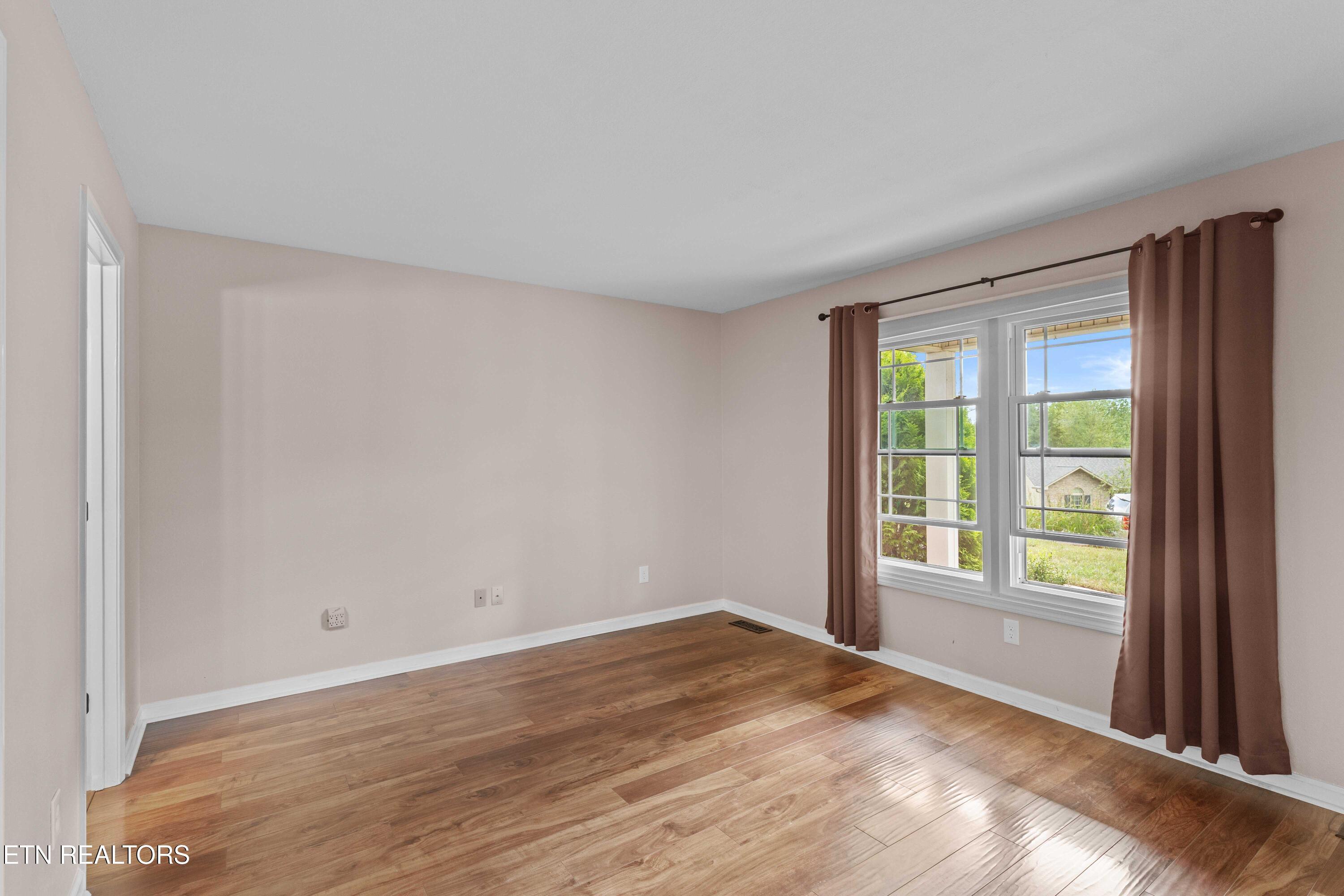 121 Yona Way, Loudon, TN - Fort Loudoun and Tellico Lake Real Estate - Image# 14