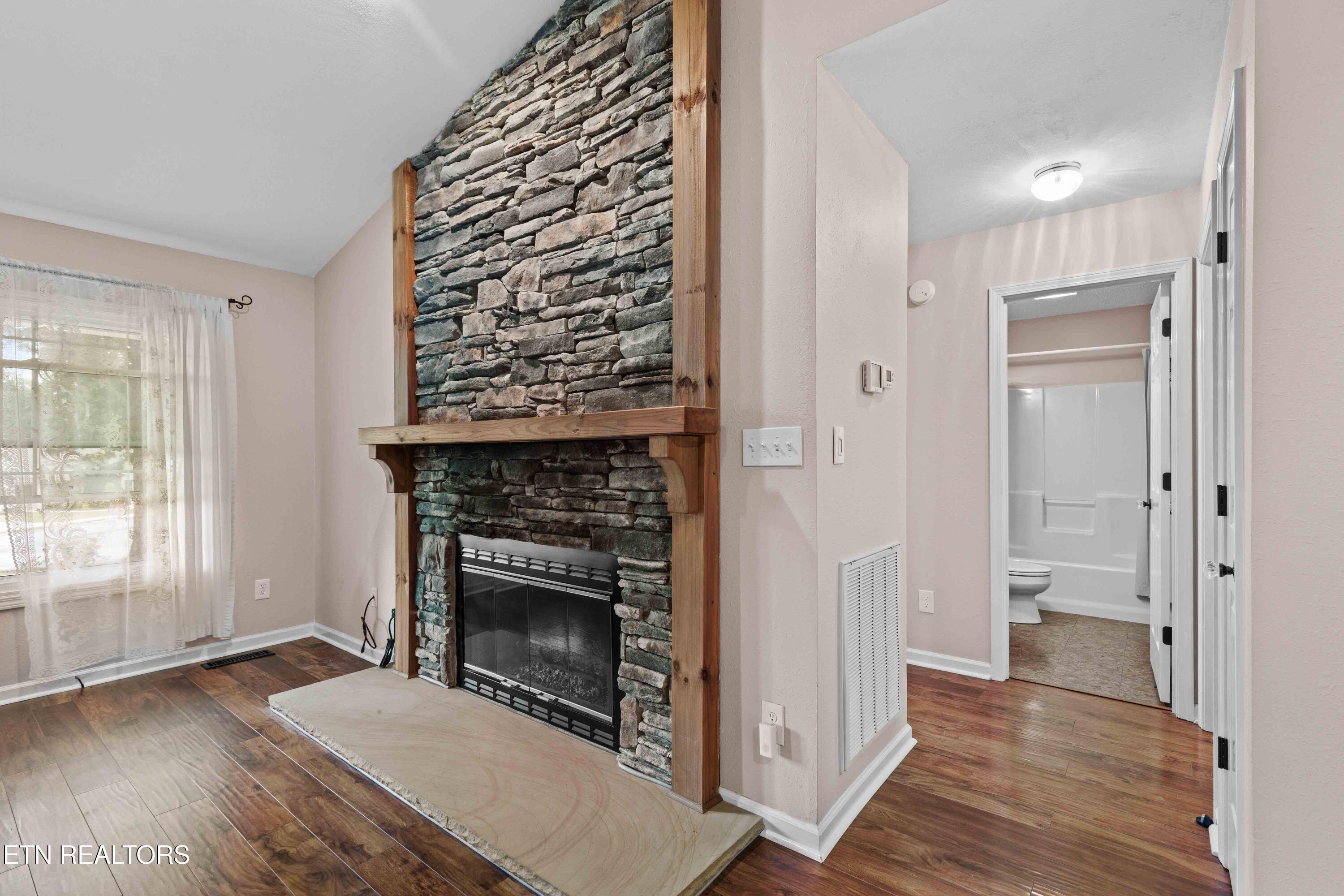 121 Yona Way, Loudon, TN - Fort Loudoun and Tellico Lake Real Estate - Image# 25