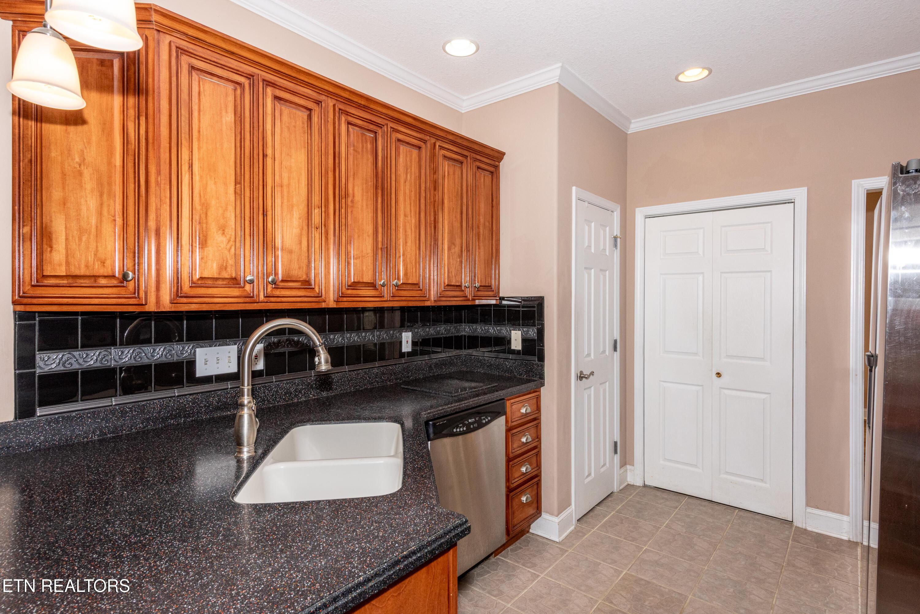 210 Oologila Place, Loudon, TN - Fort Loudoun and Tellico Lake Real Estate - Image# 16