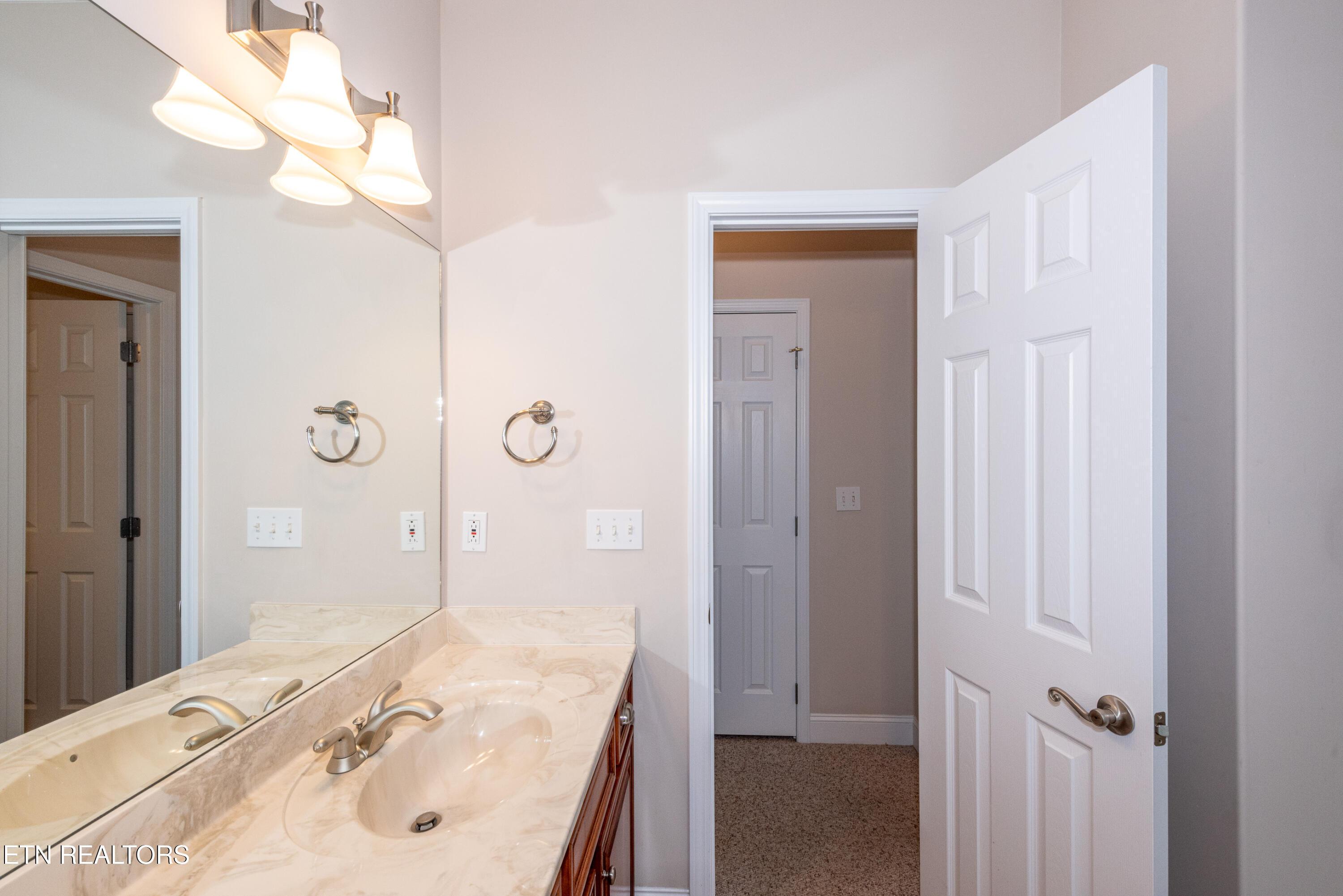 210 Oologila Place, Loudon, TN - Fort Loudoun and Tellico Lake Real Estate - Image# 38