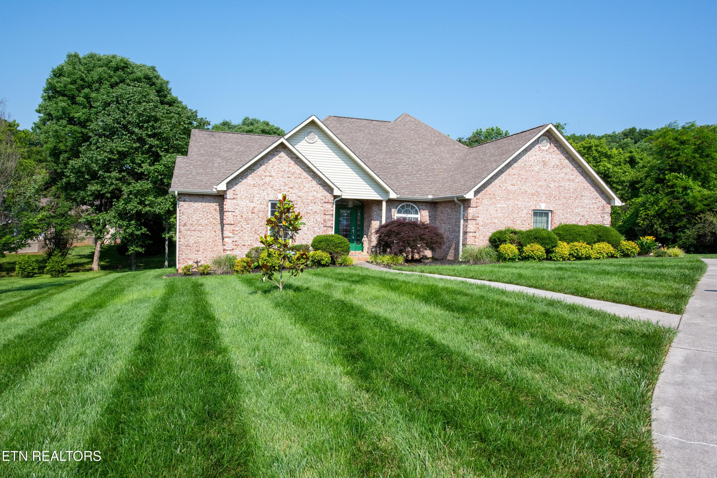 210 Oologila Place, Loudon, TN - Fort Loudoun and Tellico Lake Real Estate - Image# 1