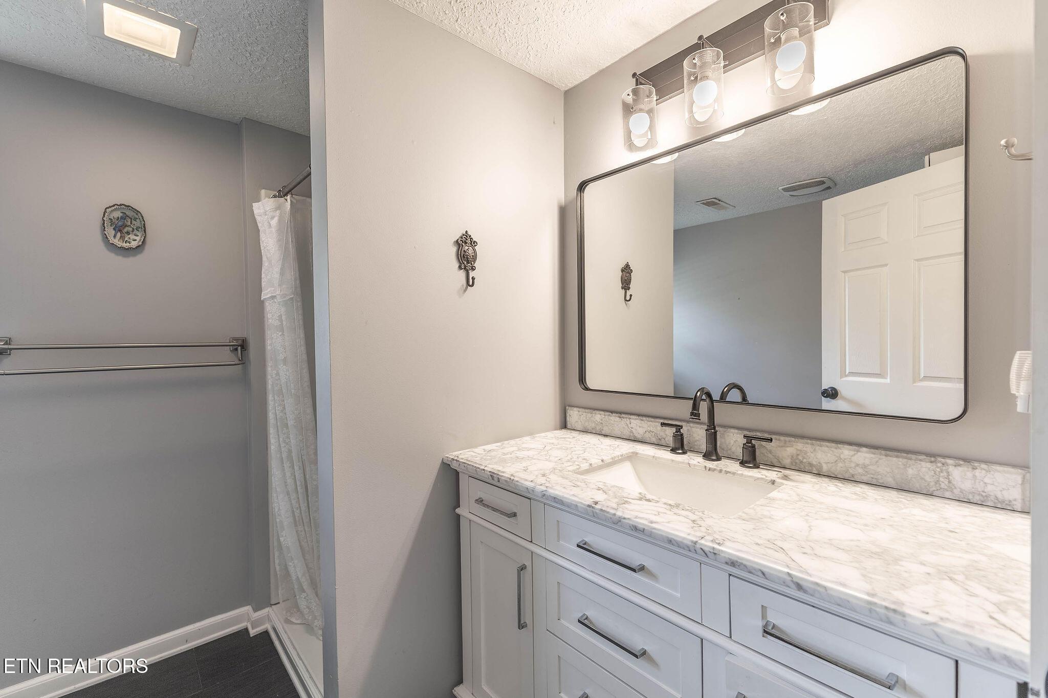 165 Tucker Lane, Lenoir City, TN - Fort Loudoun and Tellico Lake Real Estate - Image# 23