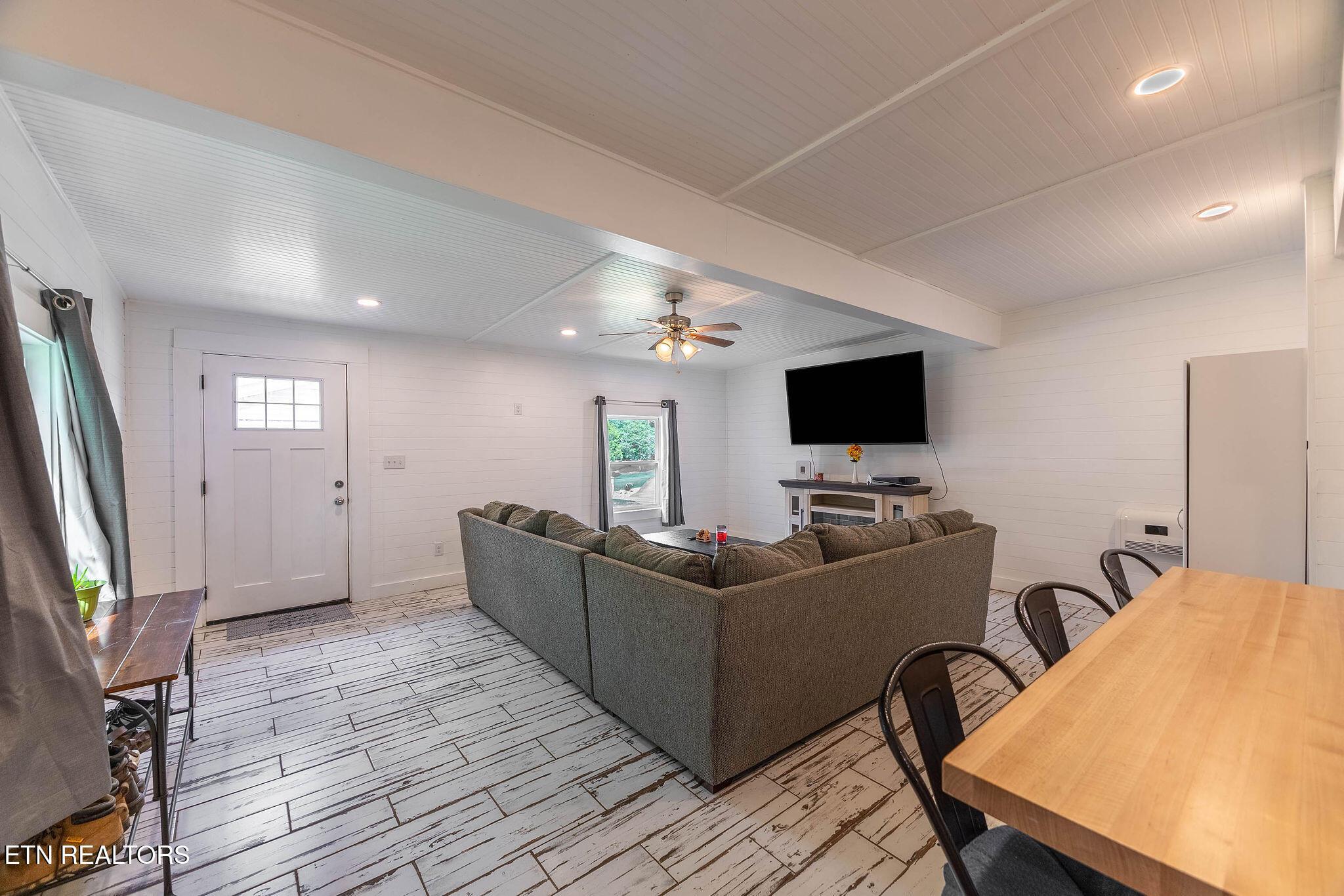 165 Tucker Lane, Lenoir City, TN - Fort Loudoun and Tellico Lake Real Estate - Image# 11