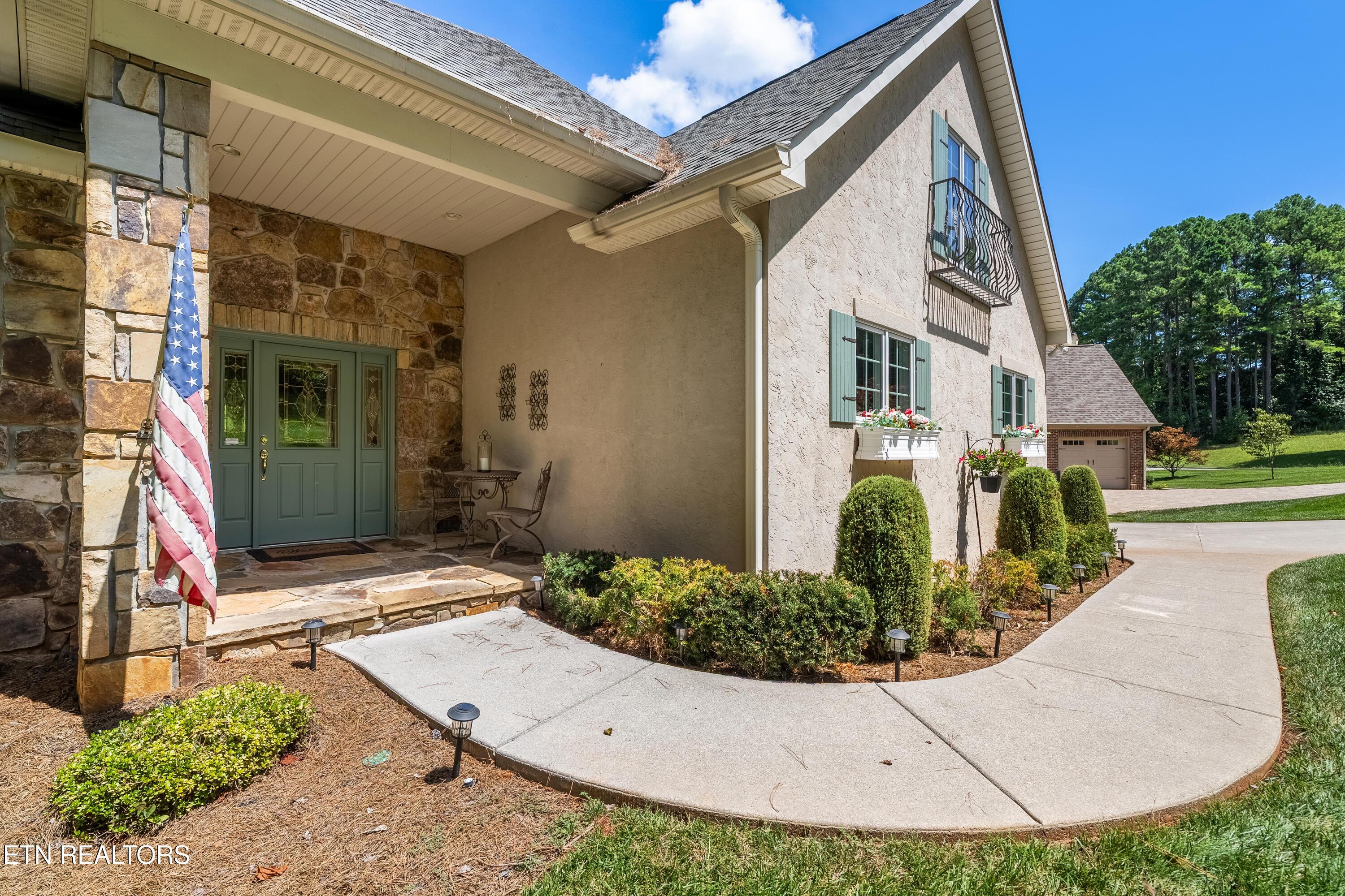 300 Marsh Hawk Drive, Vonore, TN - Fort Loudoun and Tellico Lake Real Estate - Image# 8