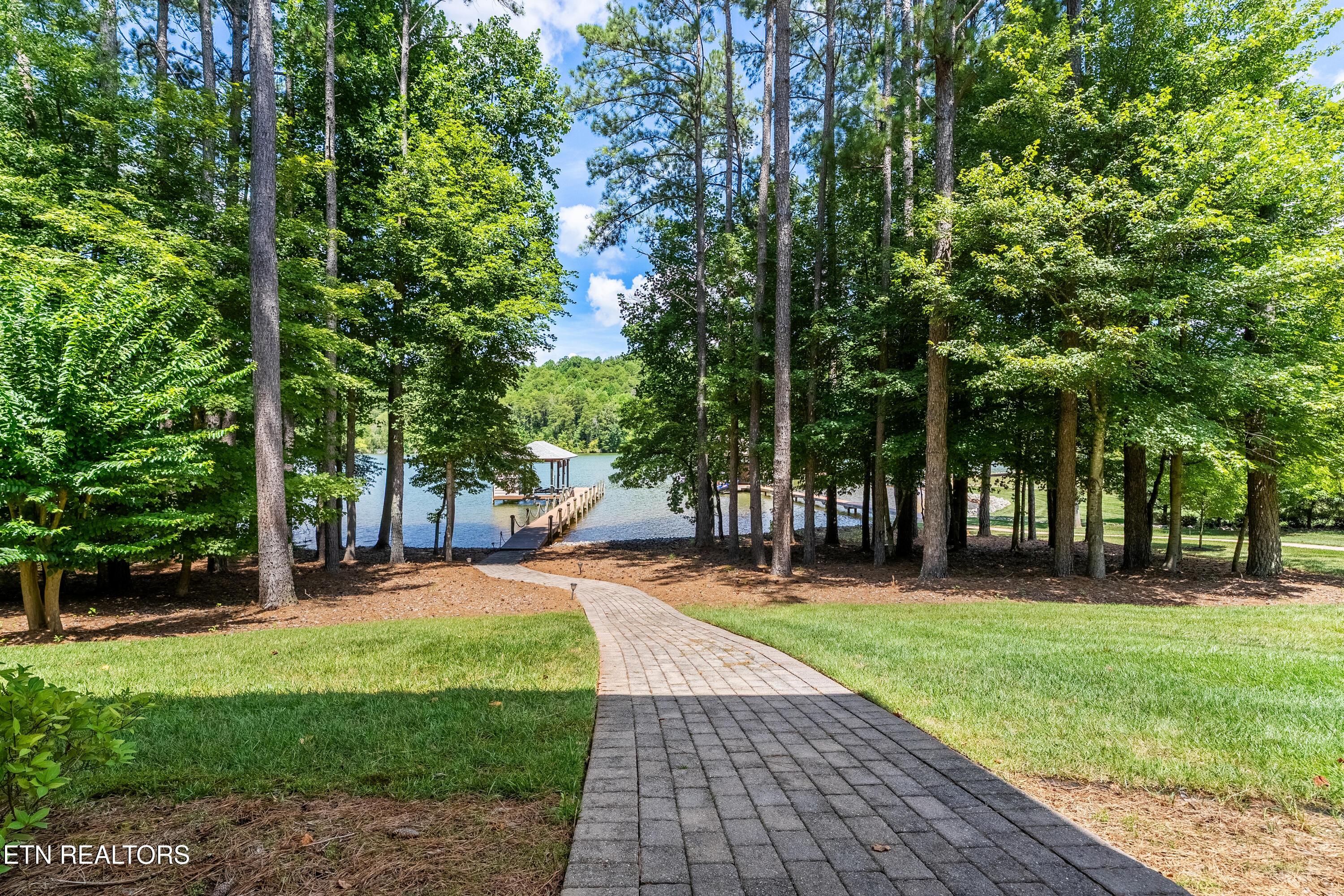 300 Marsh Hawk Drive, Vonore, TN - Fort Loudoun and Tellico Lake Real Estate - Image# 48